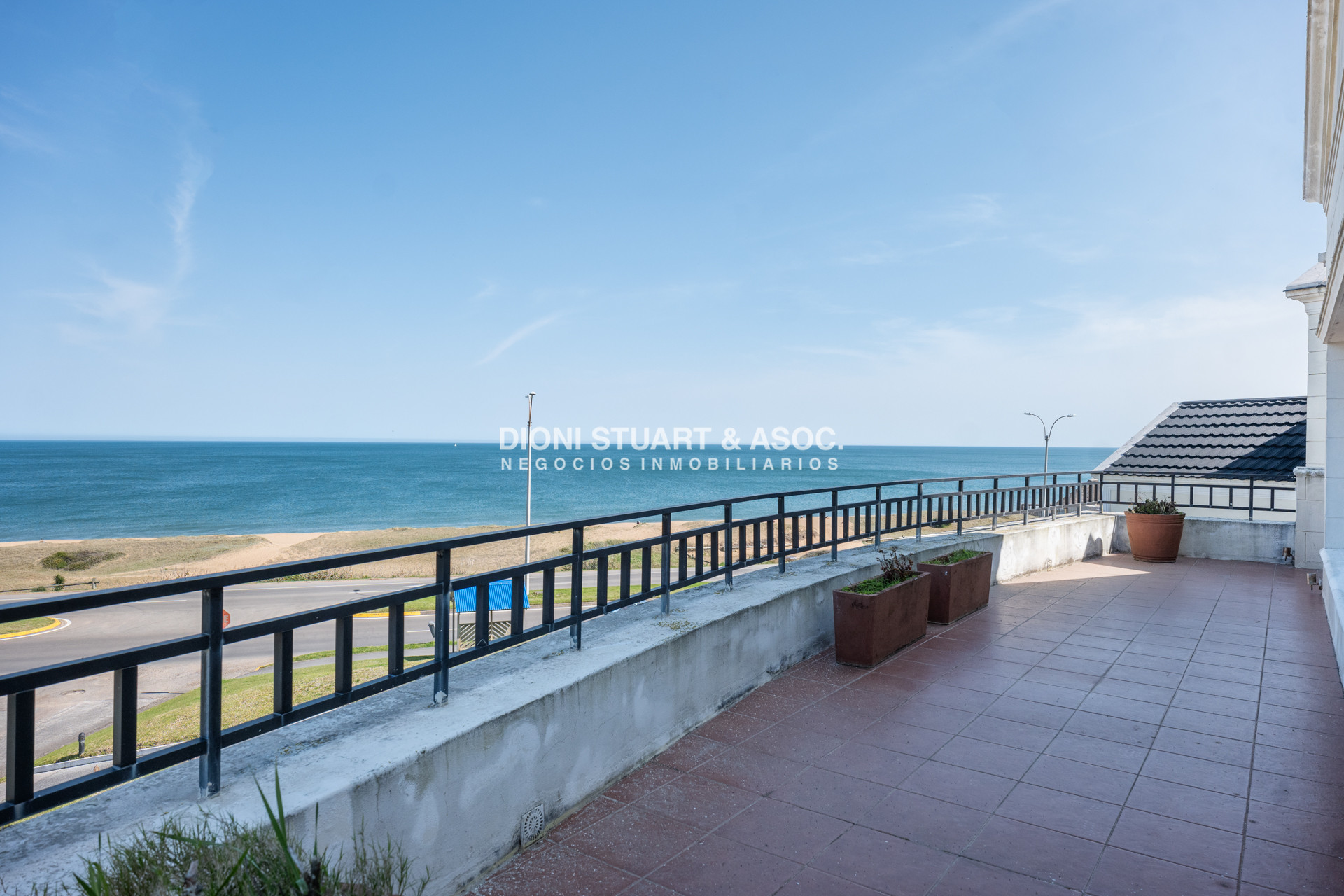 Casa ID.769 - Mansion En Primera Linea Playa Mansa