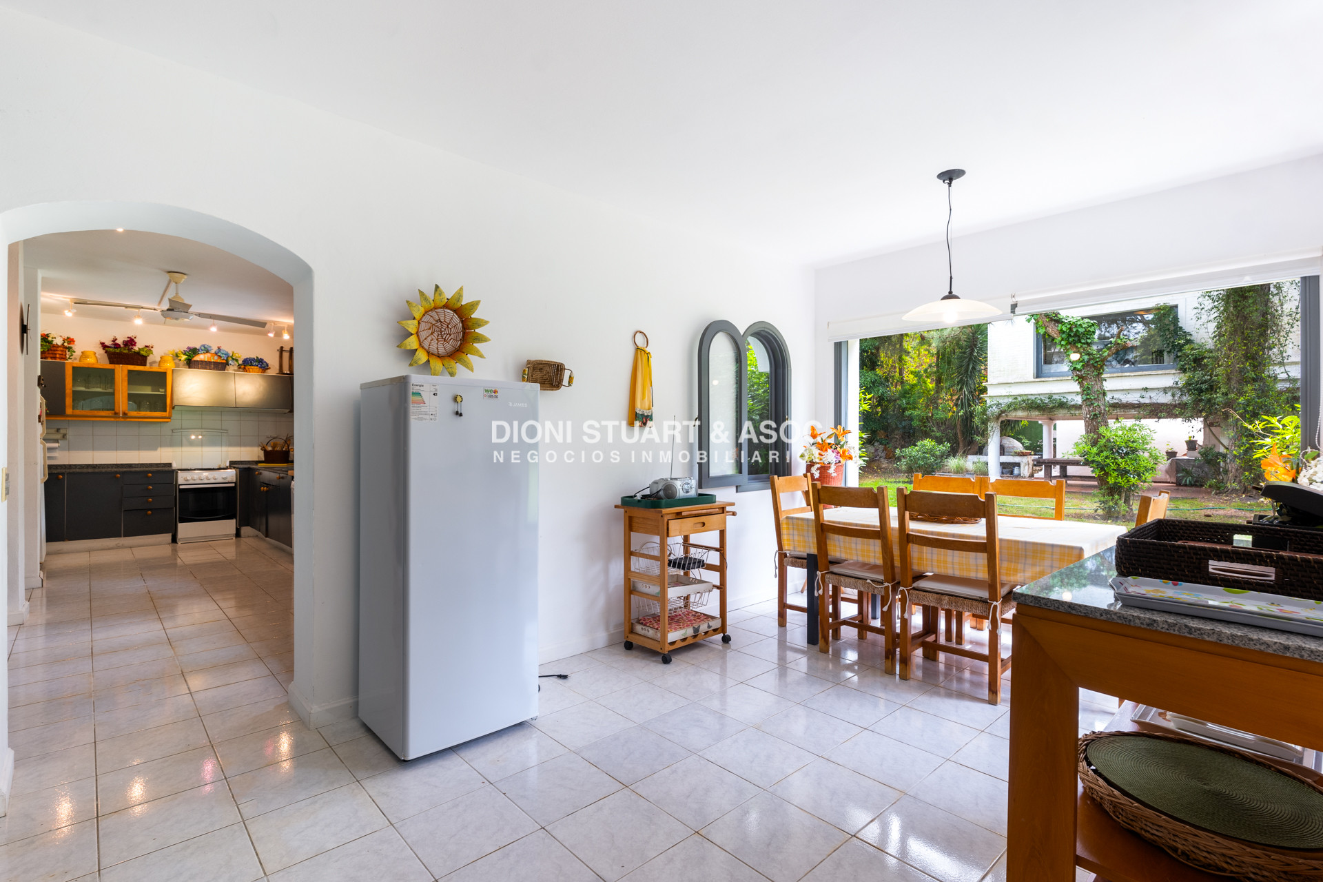 Casa ID.803 - CASA EN VENTA EN EL GOLF CON 8 DORMITORIOS EN SUTIE
