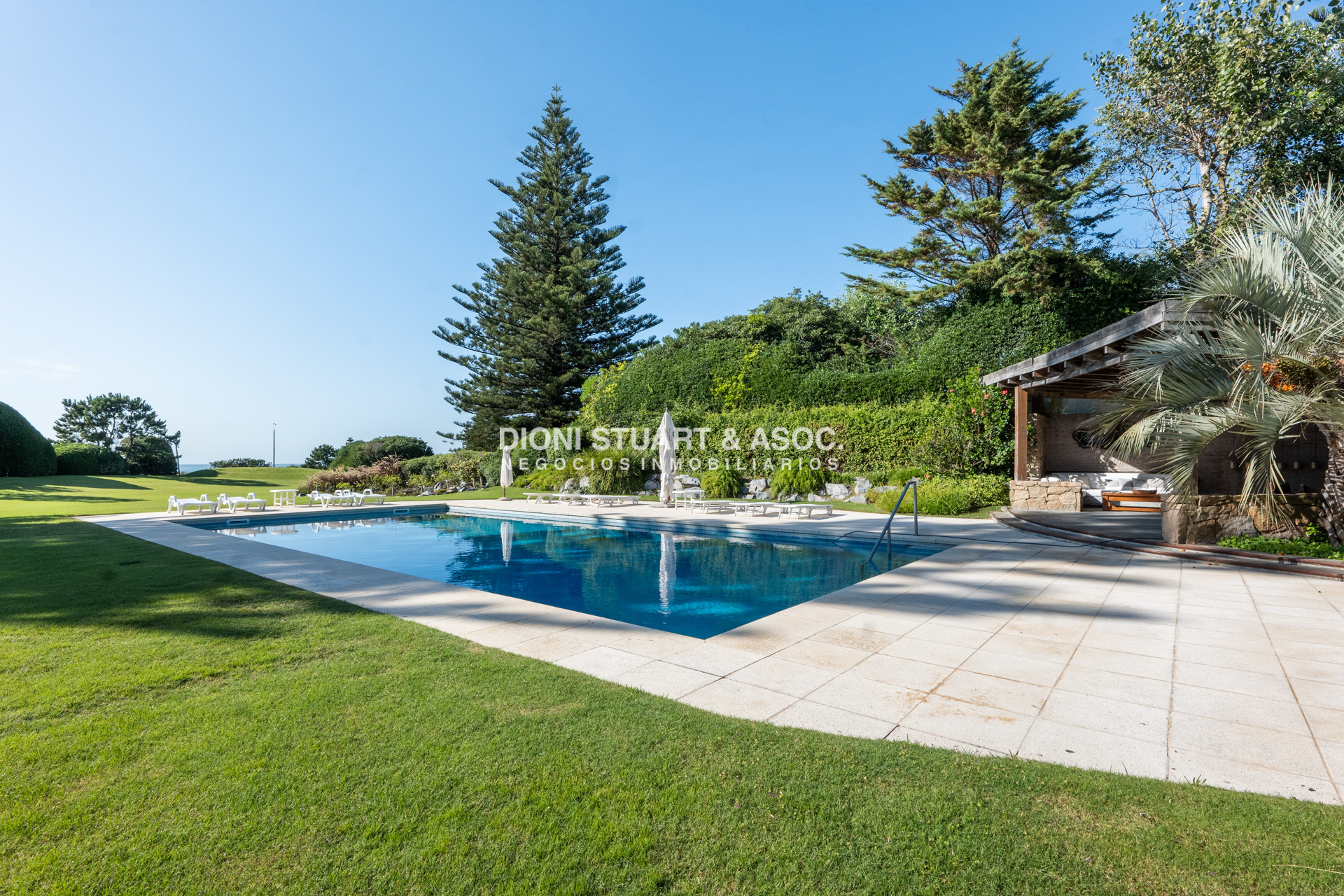 Casa ID.923 - IMPONENTE CASA EN PLAYA BRAVA - ELEGANCIA Y CONFORT
