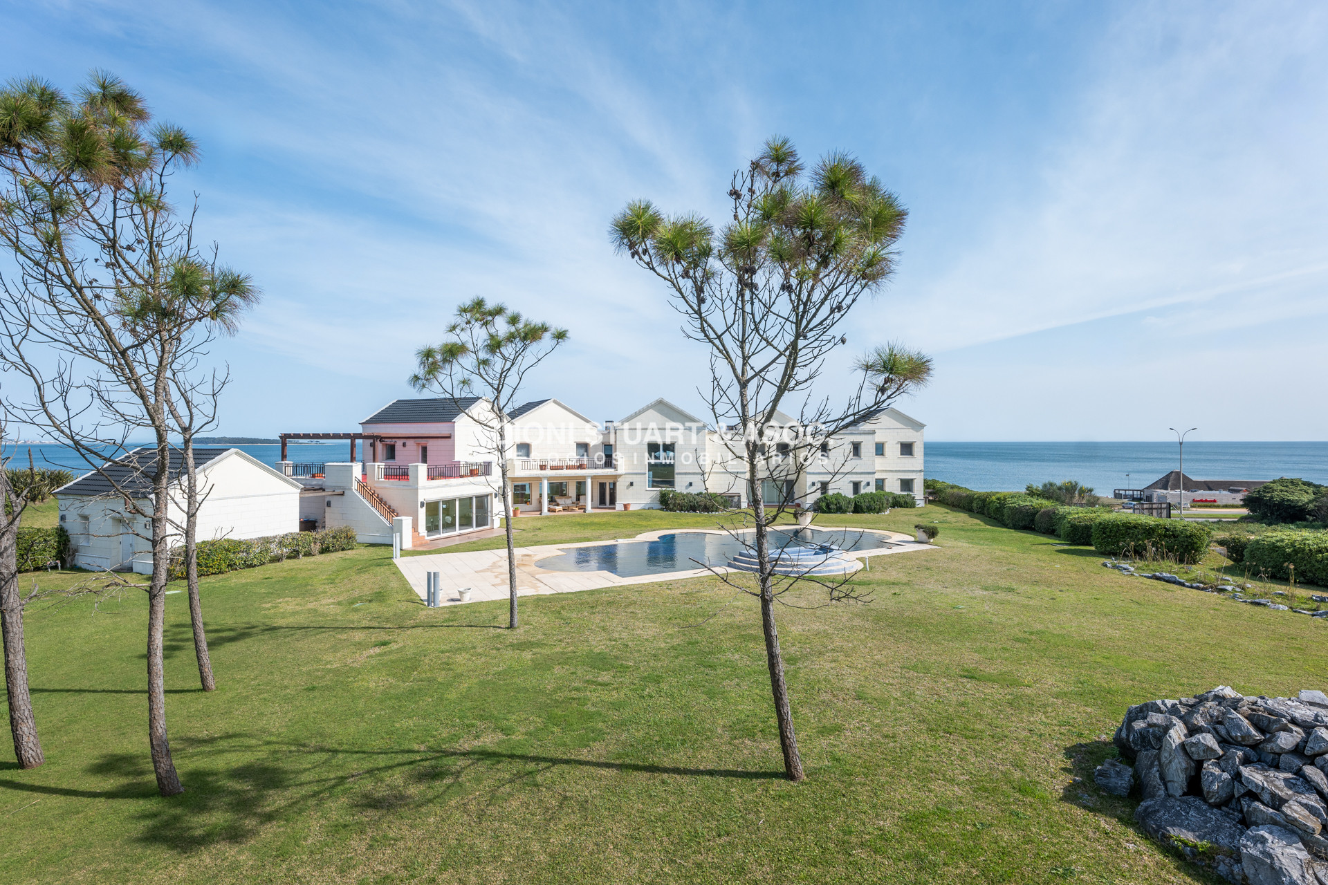 Casa ID.769 - Mansion En Primera Linea Playa Mansa