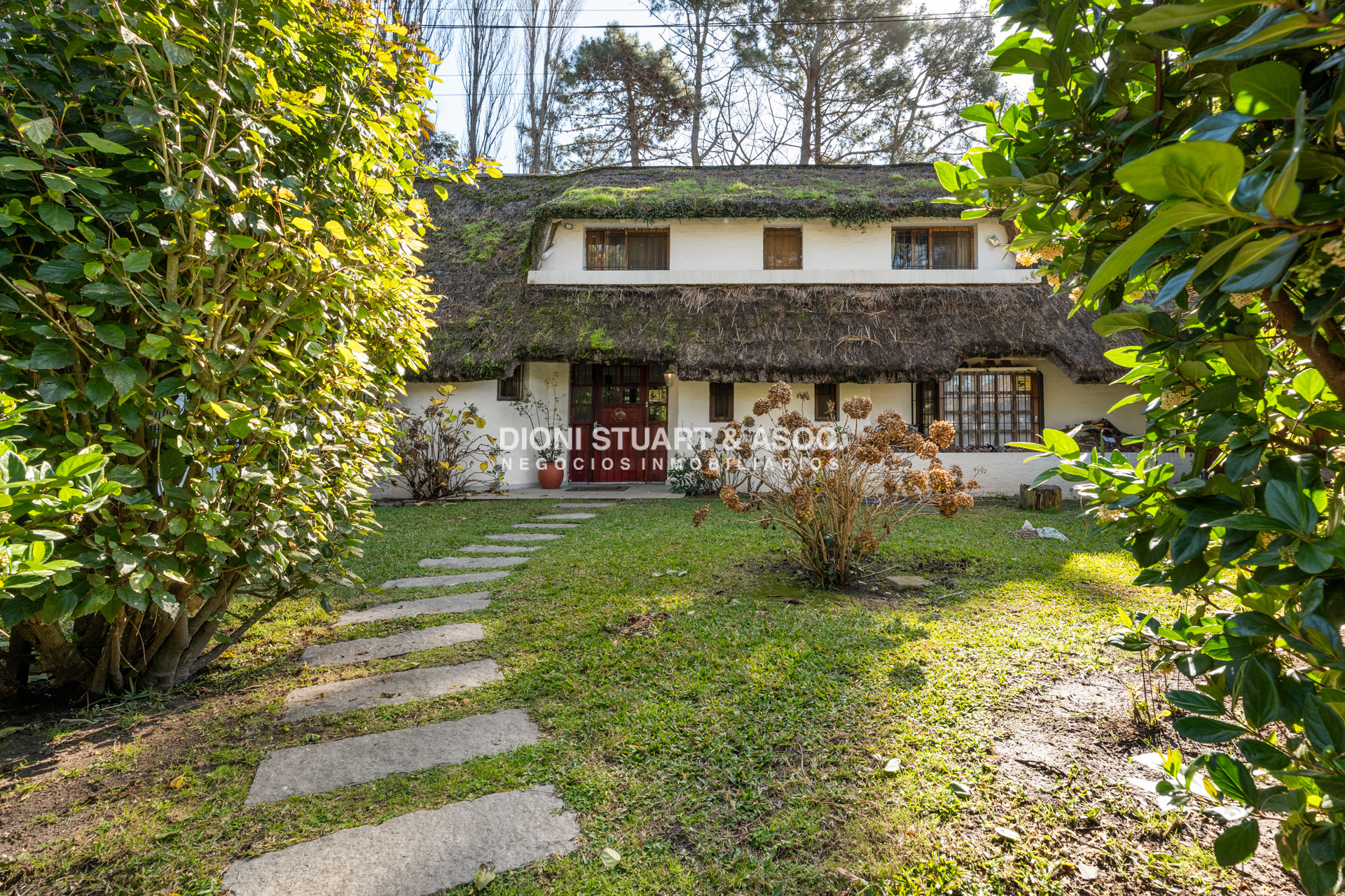 Casa ID.725 - Casa En Venta -  San Rafael - 3 Dormitorios y Dependencia