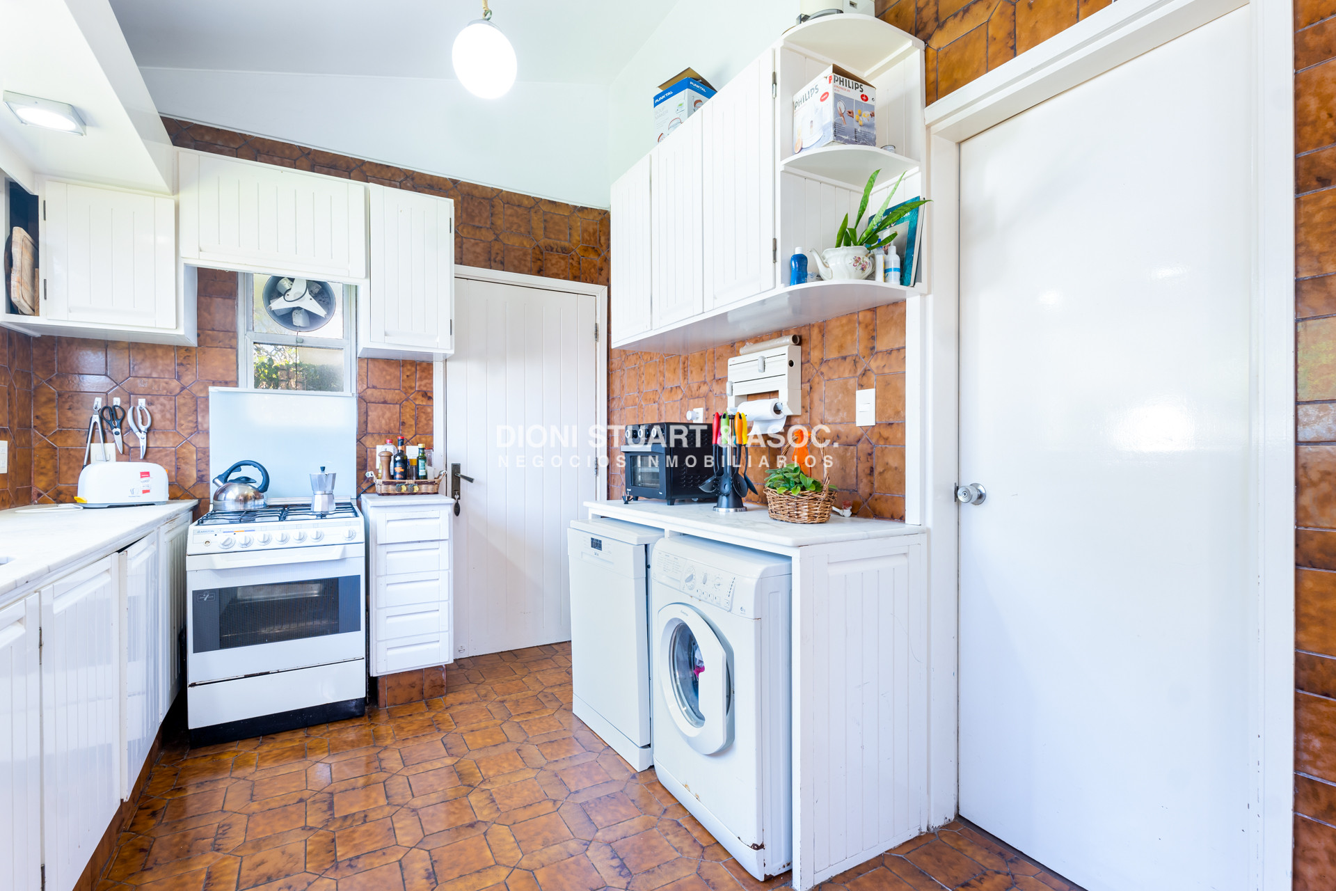 Casa ID.819 - CASA EN VENTA EN LA MANSA CERCA DEL MAR 3 DORMITORIOS + DEPENDENCIA