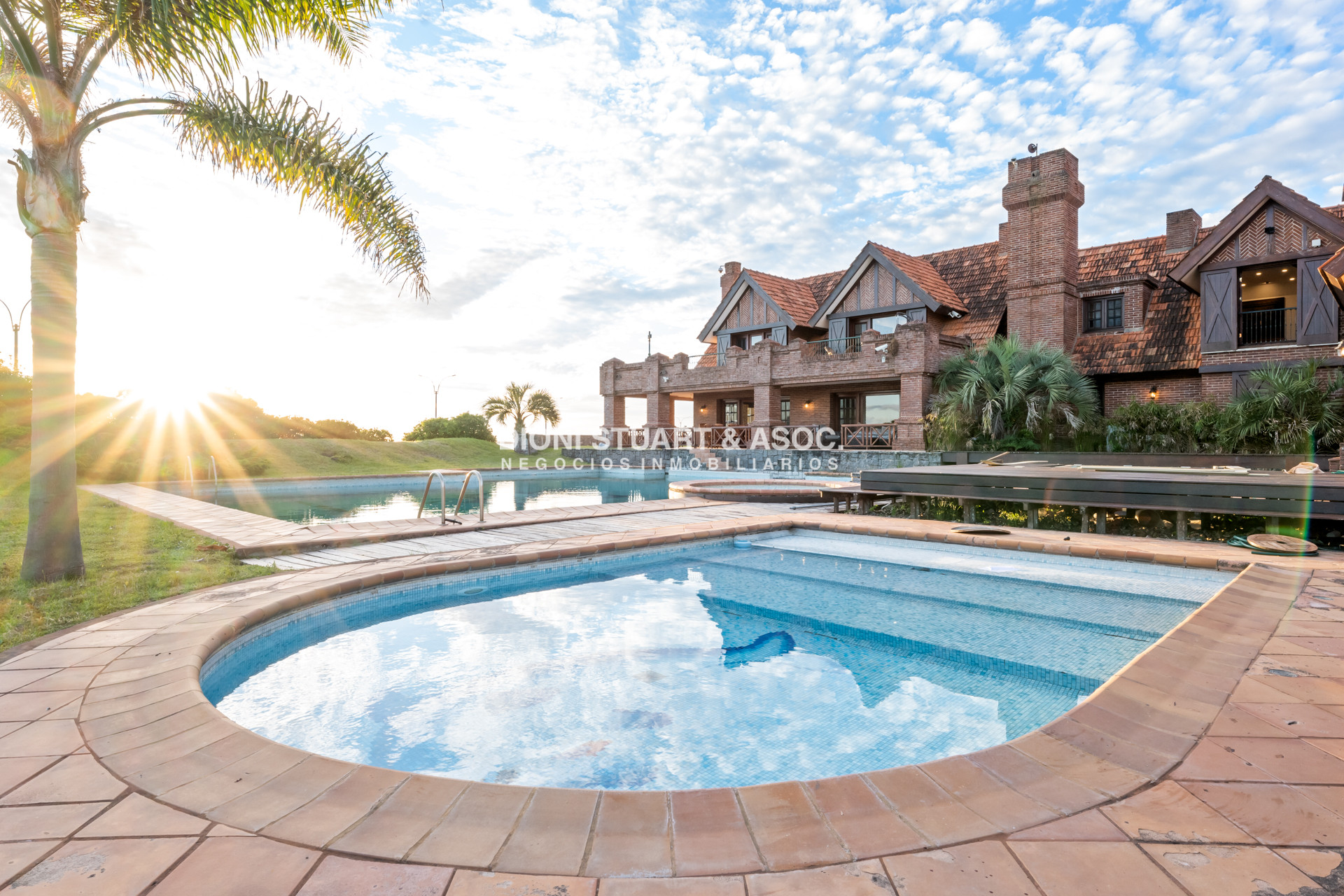Casa ID.879 - MANSION FRENTE AL MAR - PLAYA MANSA