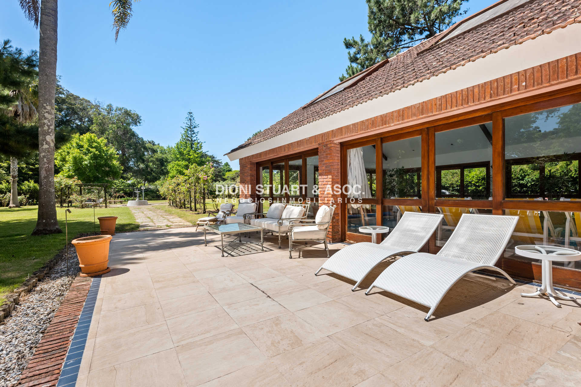 Casa ID.843 - CASA EN VENTA EN EL GOLF - INCREIBLE