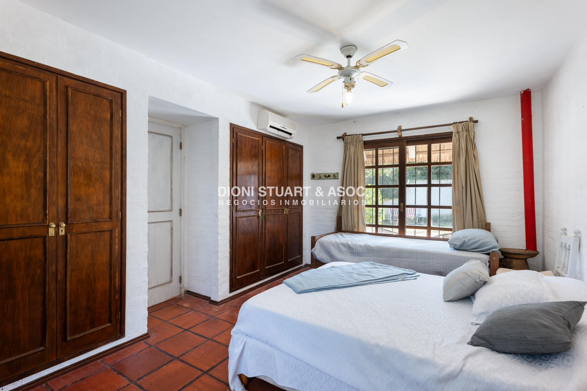 Casa ID.725 - Casa En Venta -  San Rafael - 3 Dormitorios y Dependencia