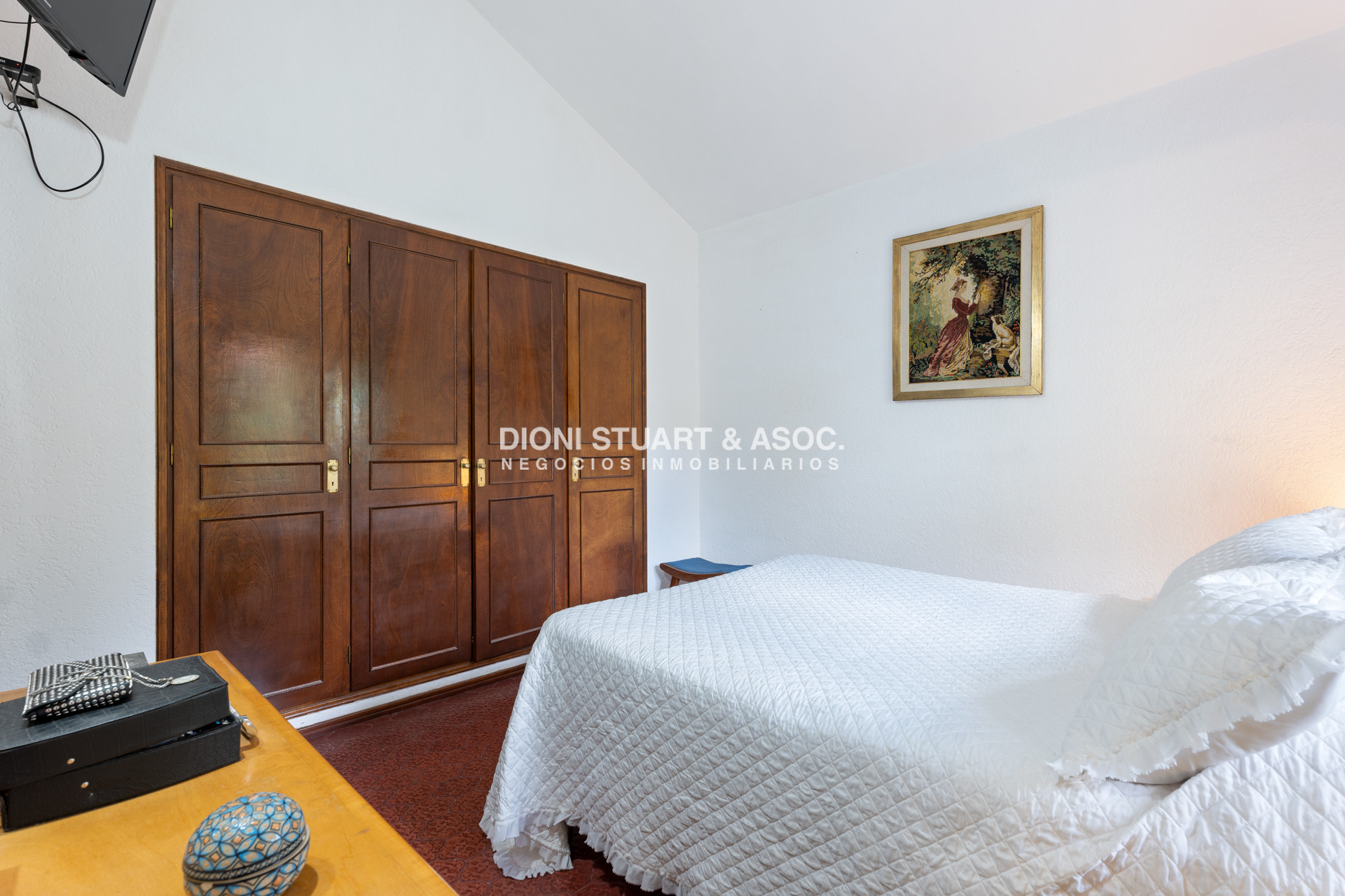 Casa ID.644 - OPORTUNIDAD - CASA EN ROOSEVELT - 5 DORMITORIOS Y 5 BAÑOS - PISCINA CLIMATIZADA