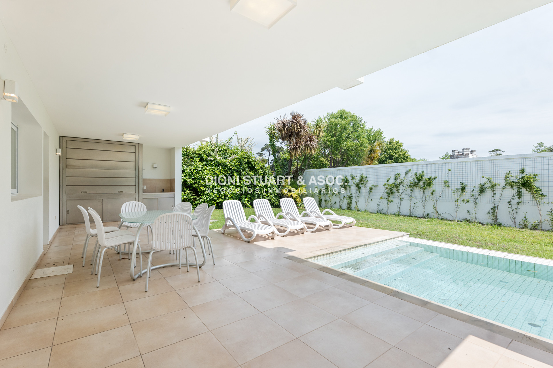 Casa ID.809 - Casa en Boluevard Park - 5 Dormitorios