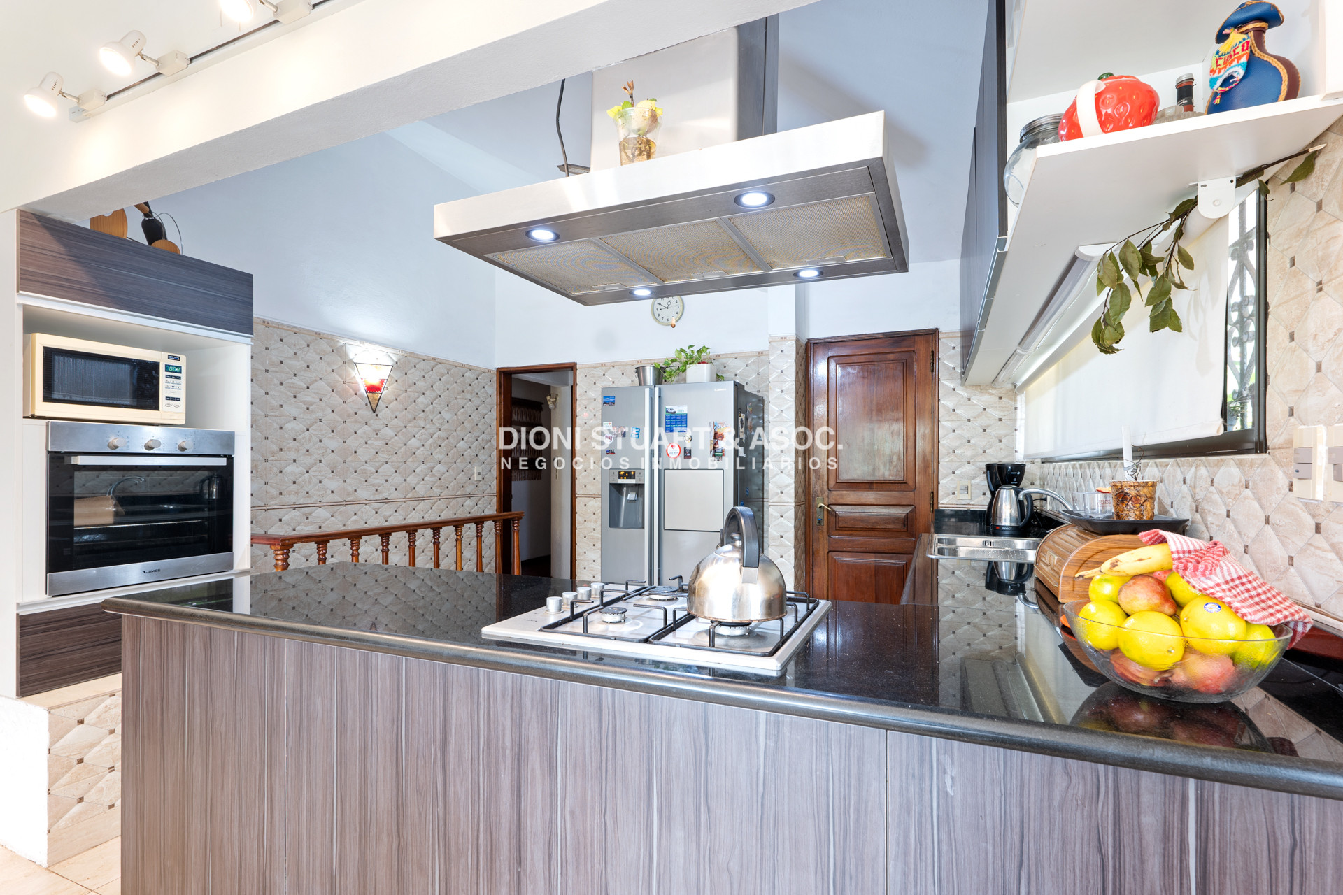 Casa ID.644 - OPORTUNIDAD - CASA EN ROOSEVELT - 5 DORMITORIOS Y 5 BAÑOS - PISCINA CLIMATIZADA