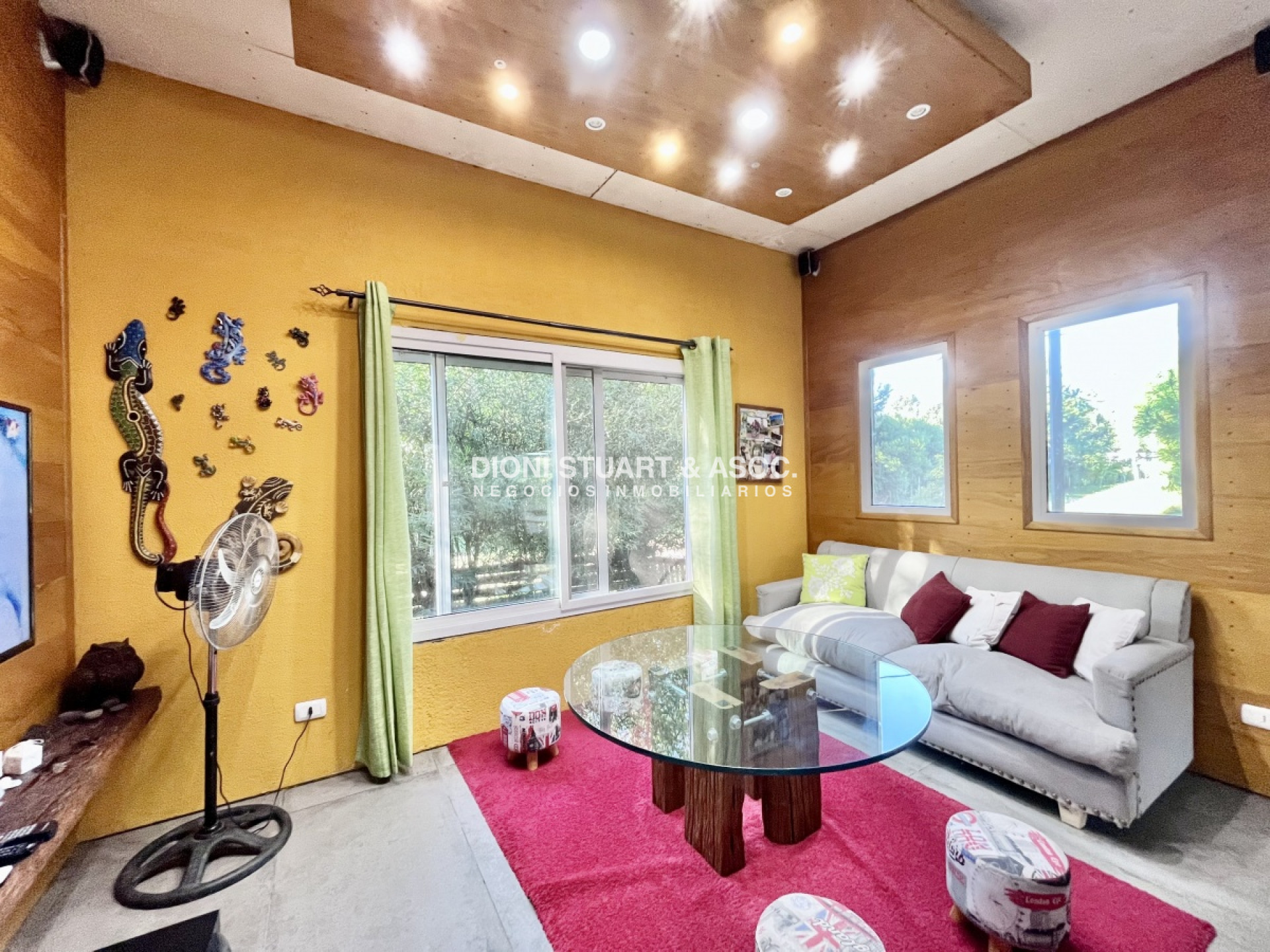 Casa ID.108 - Se vende casa en Parque Burnett