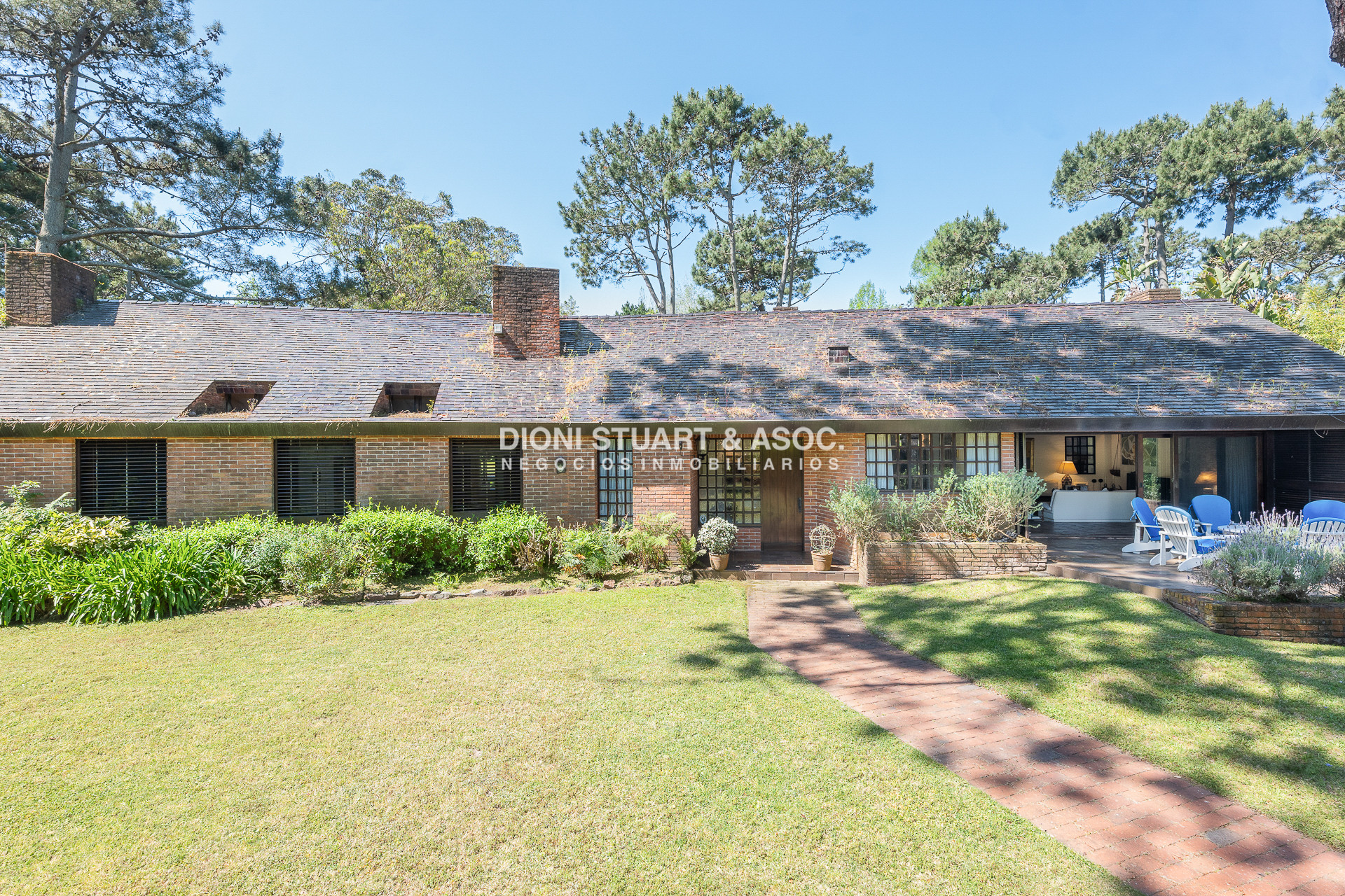 Casa ID.804 - CASA EN EL GOLF DE 6 DORMITORIOS - EXCELENTE CONSTRUCCIÓN