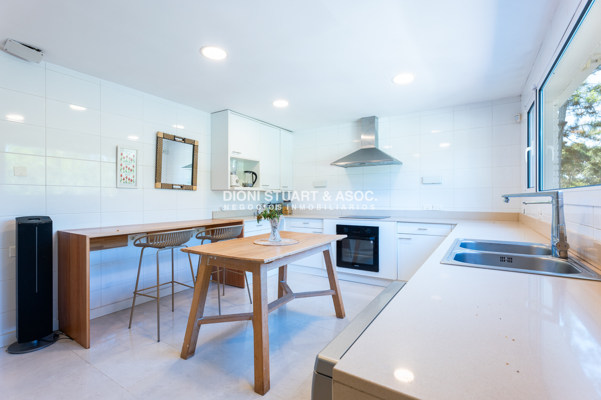 Casa ID.857 - CASA EN VENTA EN EL GOLF DE 4 DORMITORIOS Y DEP. - VISTA DIRECTA AL GOLF