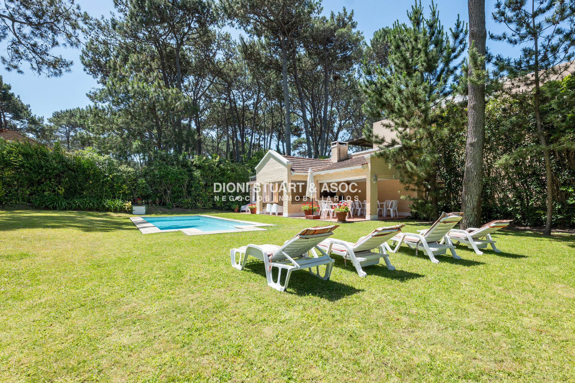 Casa ID.873 - CASA EN MONTOYA EN ALQUILER DE TEMPORADA CON 5 DORMITORIOS Y PISCINA MUY CERCA DEL MAR 