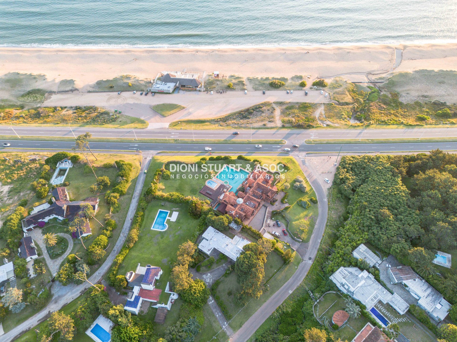 Casa ID.879 - MANSION FRENTE AL MAR - PLAYA MANSA