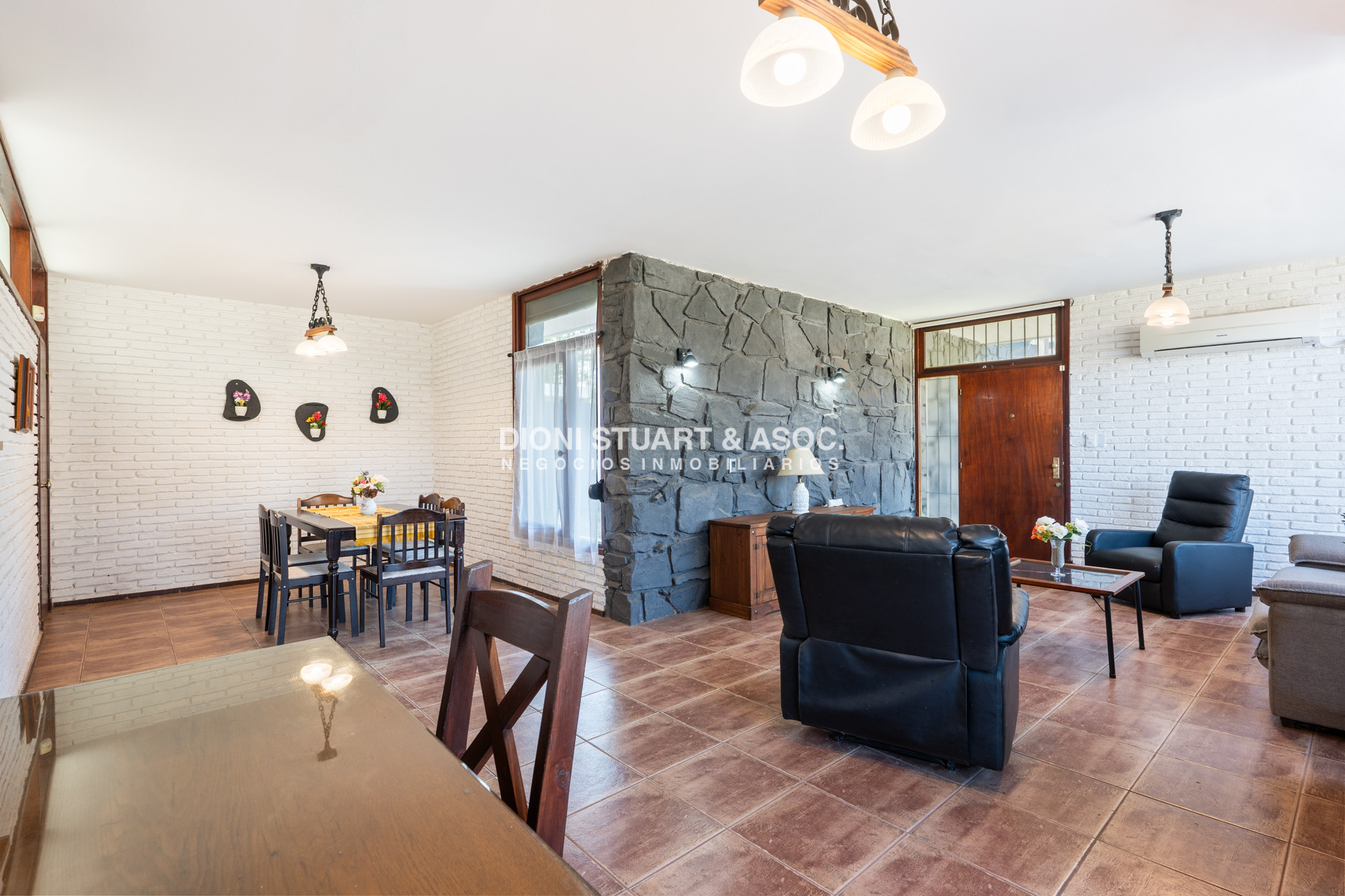 Casa ID.786 - OPORTUNIDAD CASA EN VENTA EN SAN RAFAEL DE 3 DORMITORIOS CERCA DEL MAR