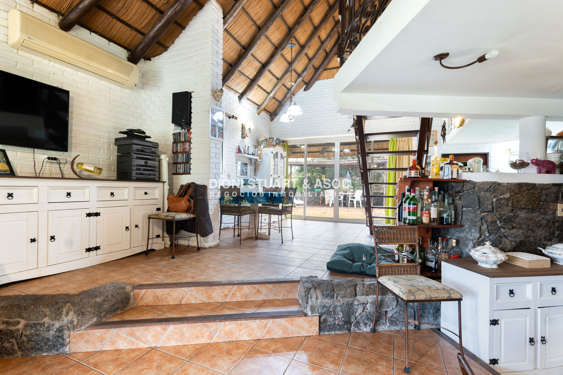 Casa ID.730 - Casa en Piedras del Chileno - 5 Dormitorios y 4 Baños - A 2 Cuadras del Mar