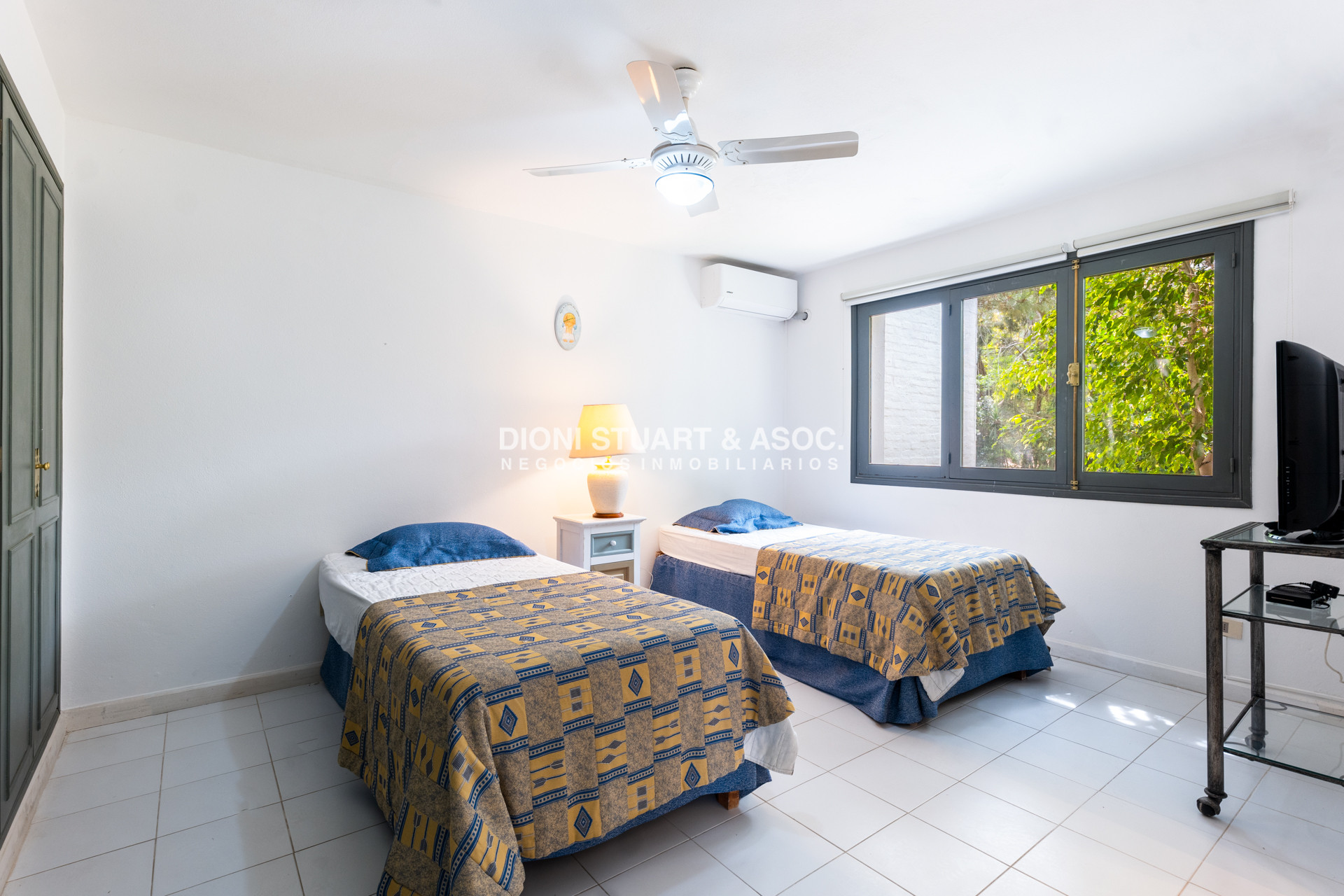 Casa ID.803 - CASA EN VENTA EN EL GOLF CON 8 DORMITORIOS EN SUTIE