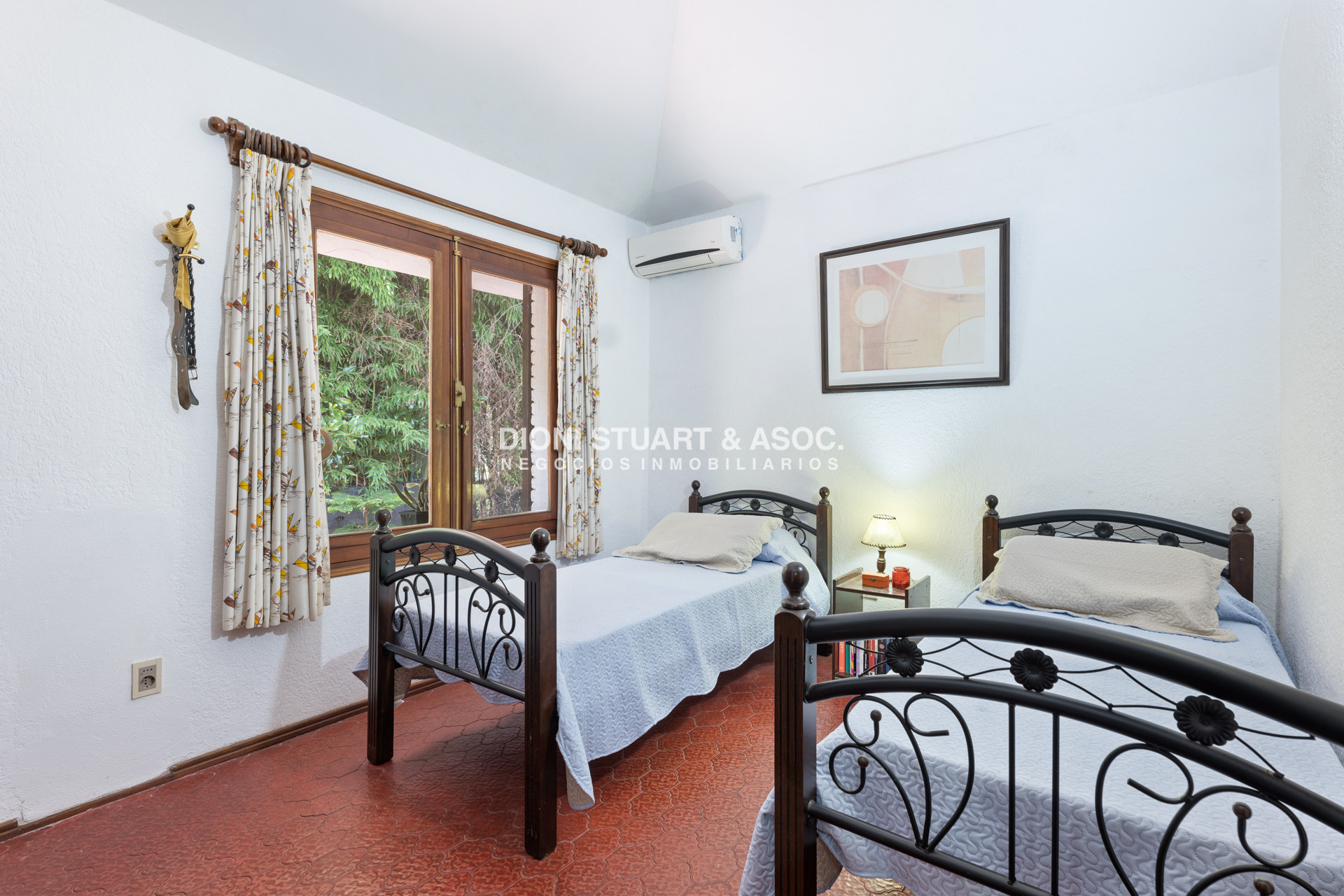Casa ID.644 - OPORTUNIDAD - CASA EN ROOSEVELT - 5 DORMITORIOS Y 5 BAÑOS - PISCINA CLIMATIZADA