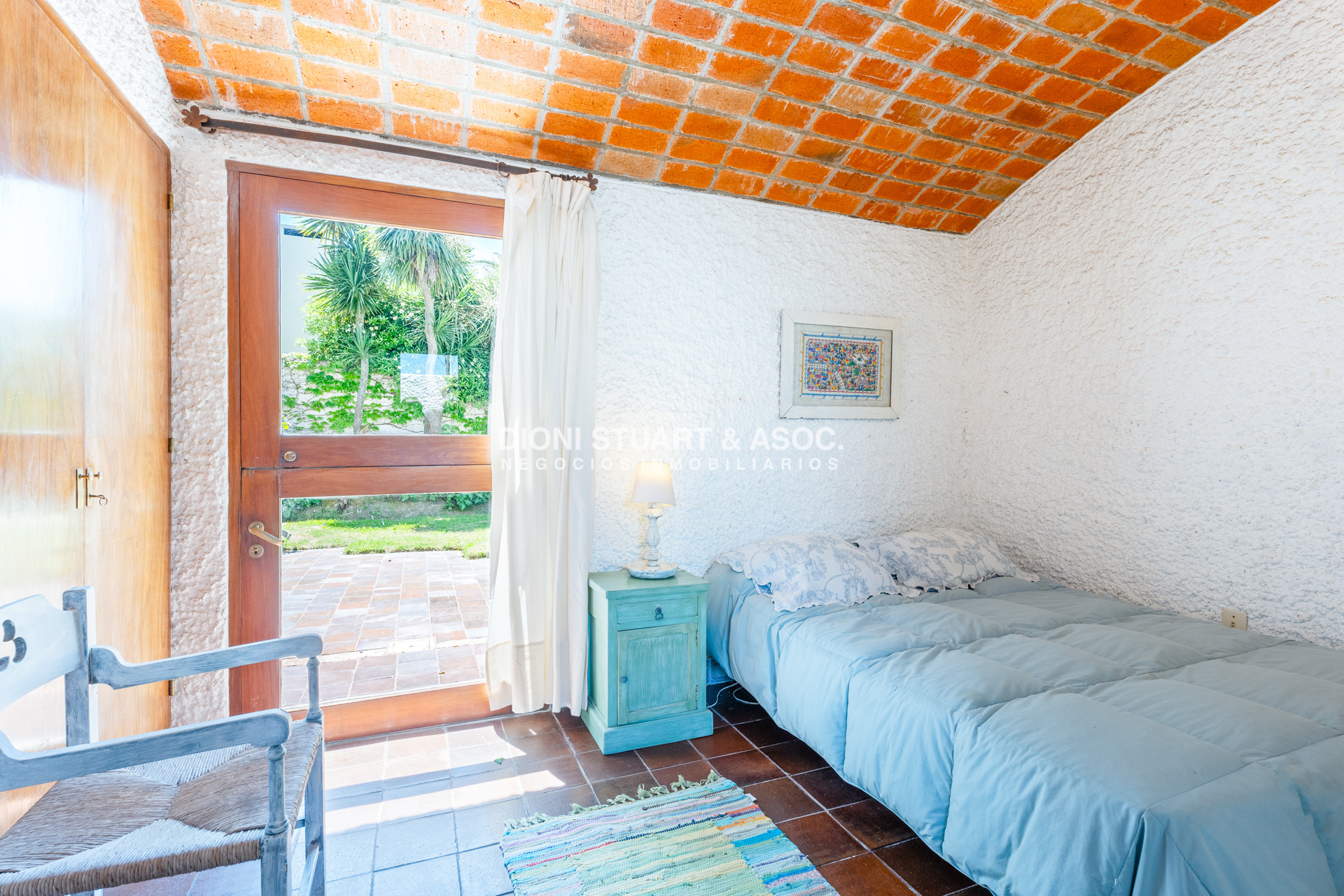 Casa ID.807 - CASA EN VENTA EN LA PENINSULA PUNTA DEL ESTE CON 4 DORMITORIOS