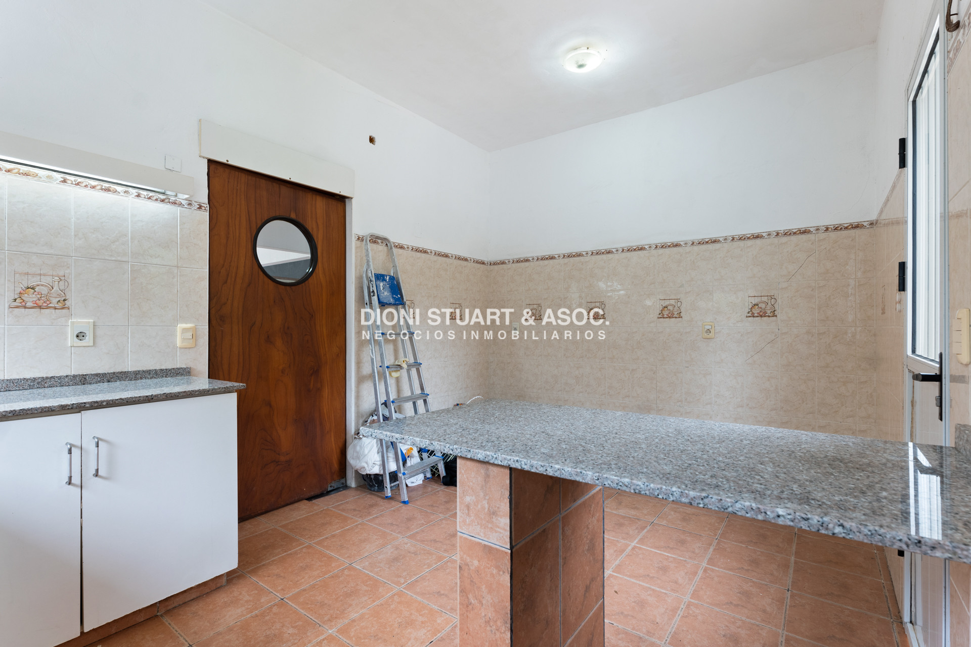 Casa ID.694 - Casa en Venta - Oportunidad - Jardines de Córdoba - 3 Dormitorios + Barbacoa + Dependencia