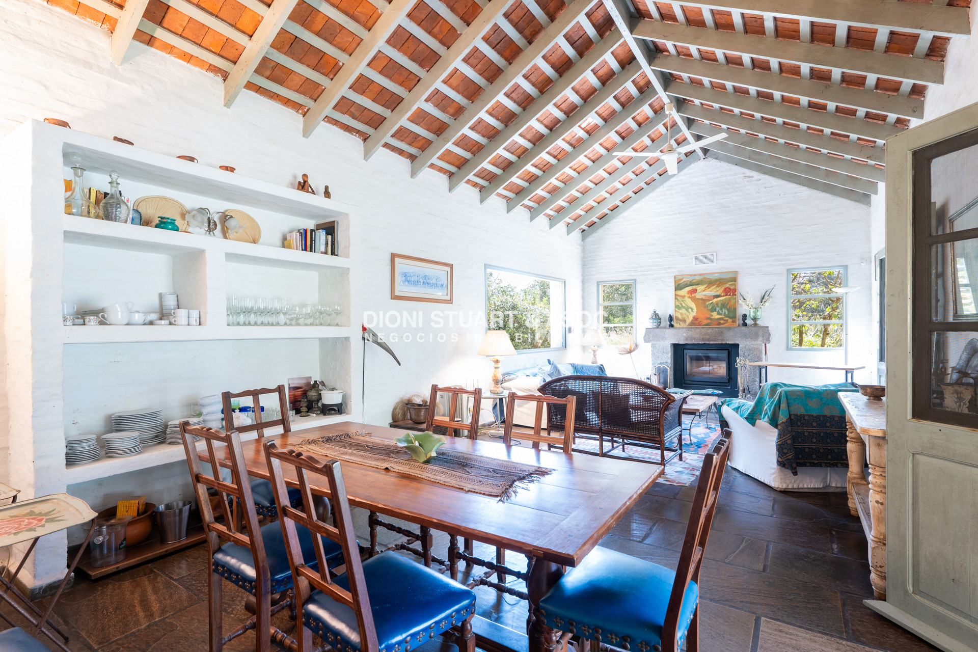 Casa ID.765 - ALQUILER DE TEMPORADA CASA EN LA BARRA CON 4 DORMITORIOS Y PISCINA MUY CERCA DEL MAR