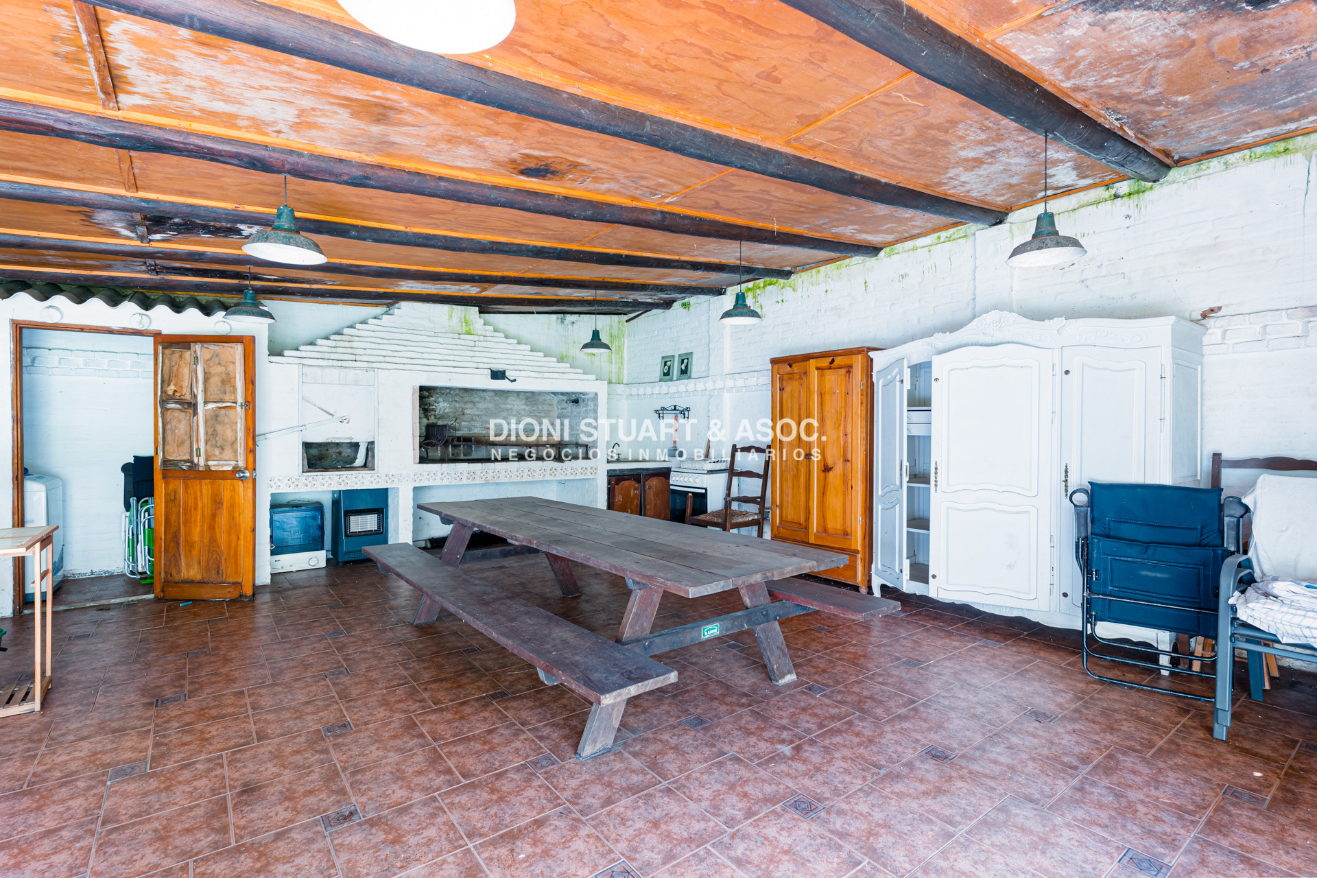 Casa ID.802 - Casa en Venta en Rincon Del Indio - 3 Dormitorios - A 1 cuadra del mar