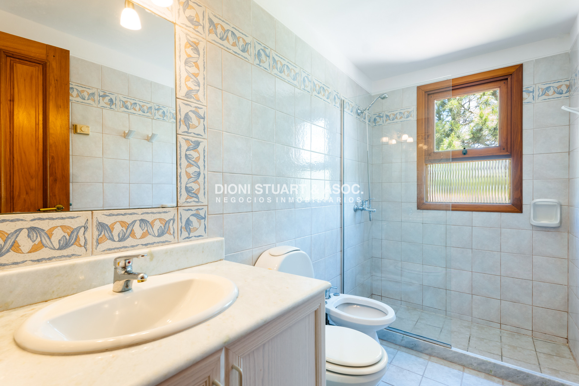 Casa ID.843 - CASA EN VENTA EN EL GOLF - INCREIBLE