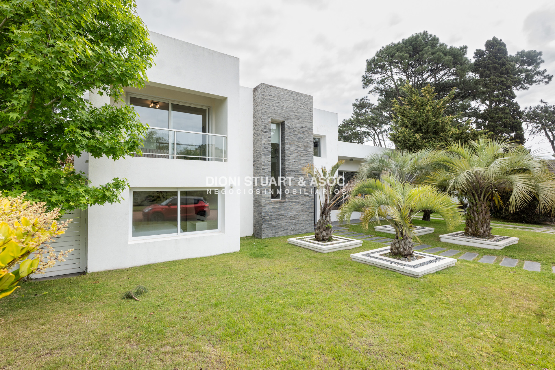 Casa ID.809 - Casa en Boluevard Park - 5 Dormitorios