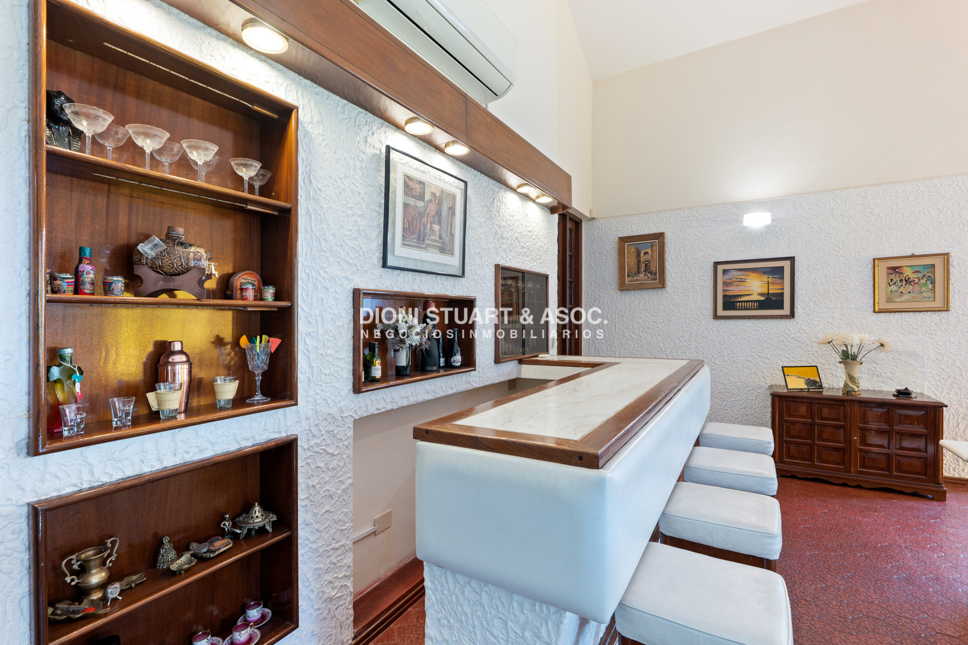 Casa ID.644 - OPORTUNIDAD - CASA EN ROOSEVELT - 5 DORMITORIOS Y 5 BAÑOS - PISCINA CLIMATIZADA