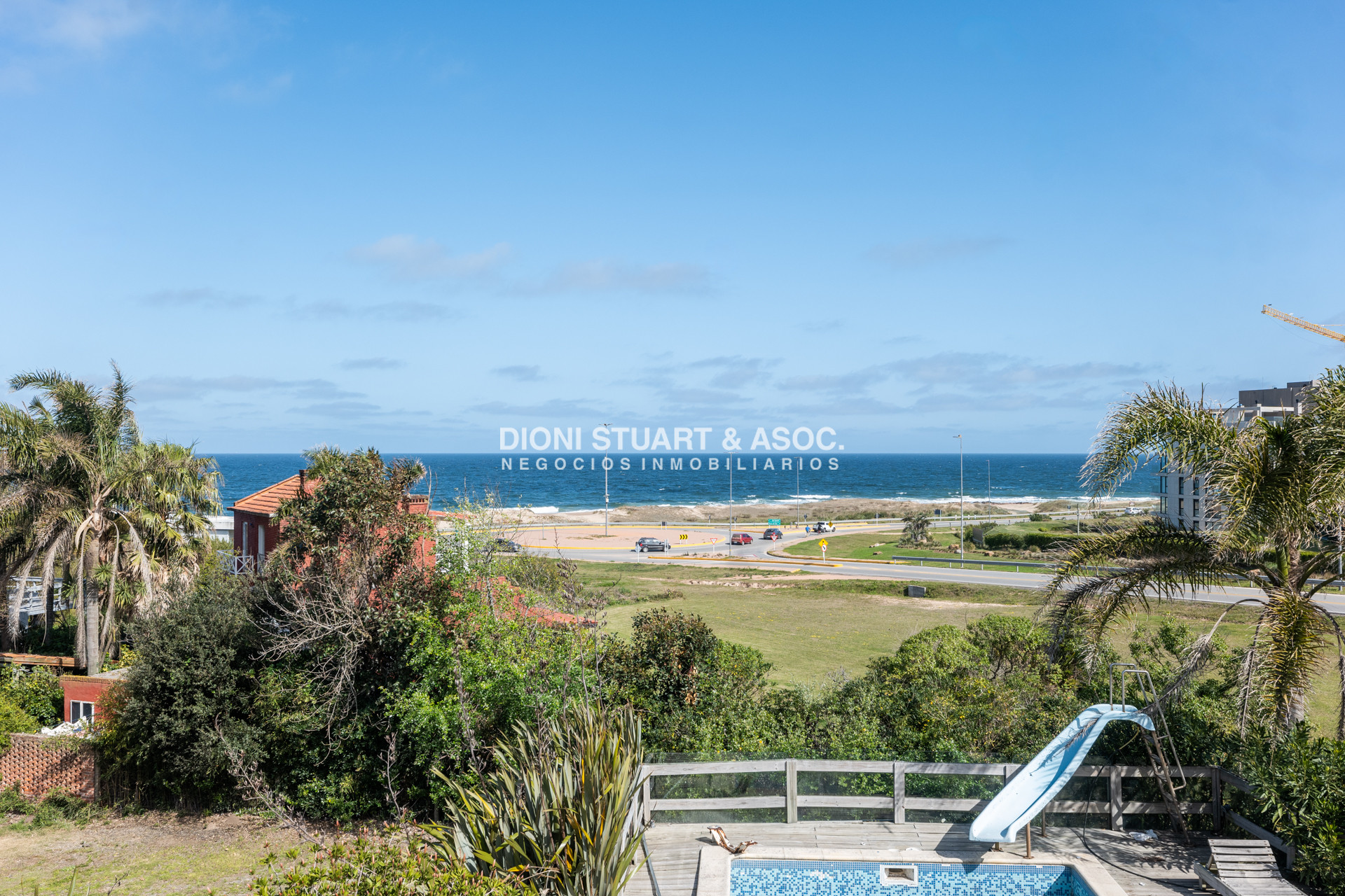 Casa ID.763 - Impresionante Casa A Metros del Mar - El Chorro - La Barra - 5 Dorm