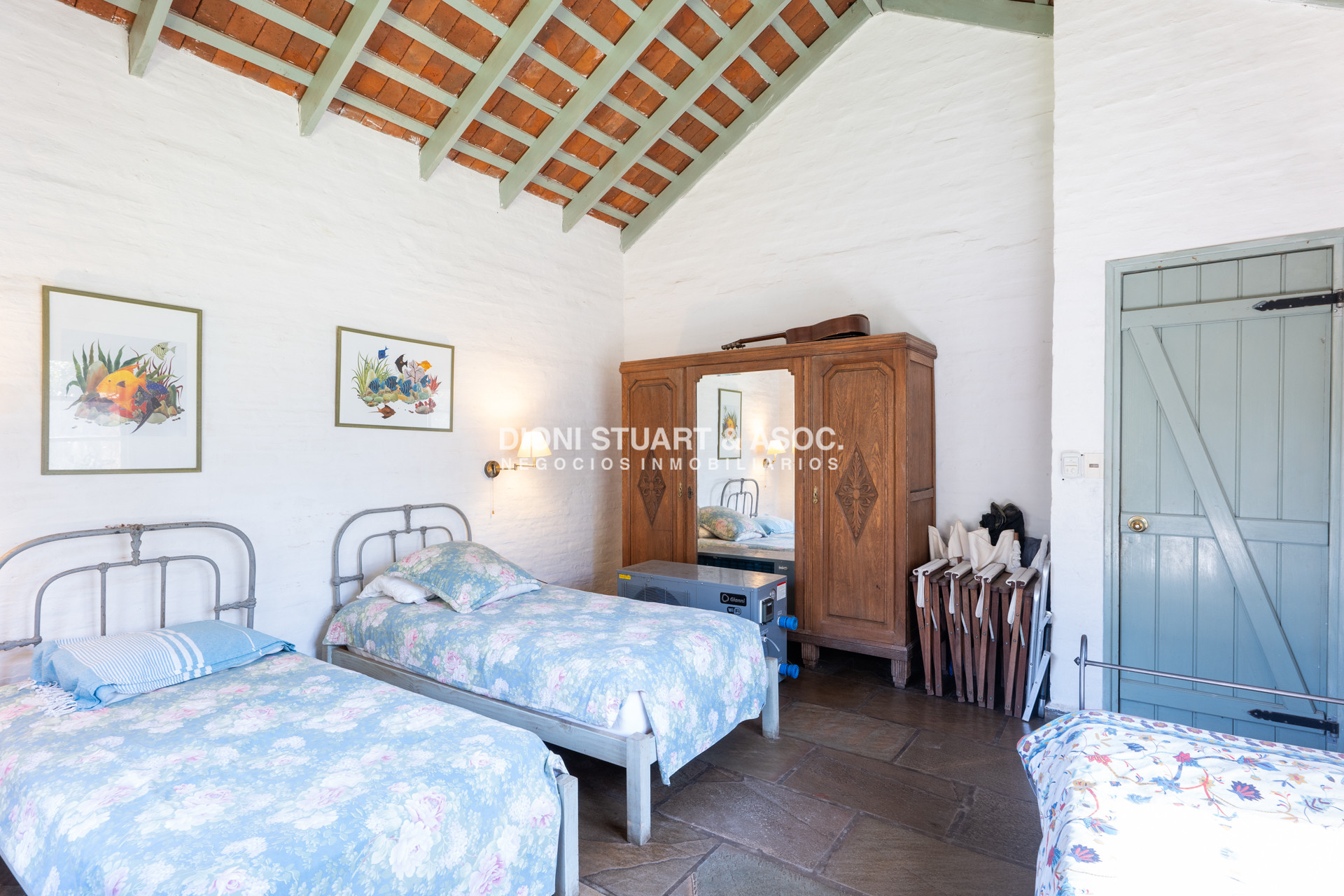 Casa ID.765 - ALQUILER DE TEMPORADA CASA EN LA BARRA CON 4 DORMITORIOS Y PISCINA MUY CERCA DEL MAR