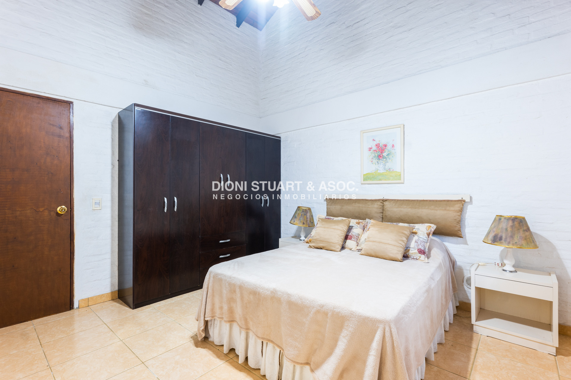 Casa ID.817 - CASA EN VENTA EN CANTEGRIL CON 3 DORMITORIOS Y DEPENDENCIA + PISCINA