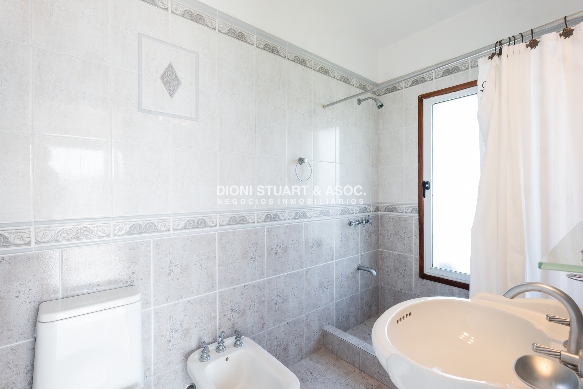 Casa ID.769 - Mansion En Primera Linea Playa Mansa