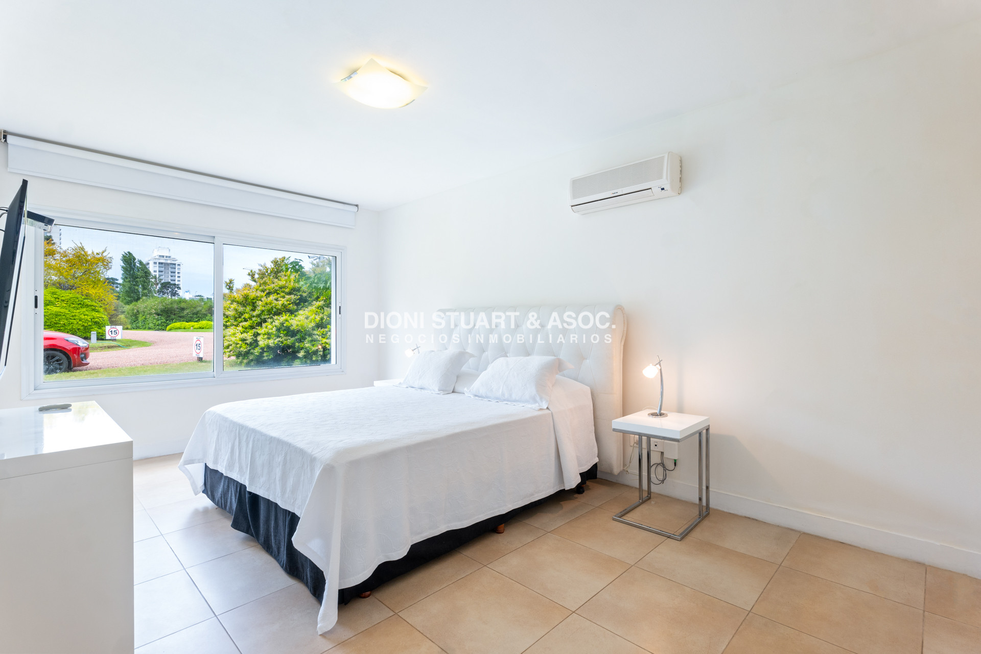 Casa ID.809 - Casa en Boluevard Park - 5 Dormitorios