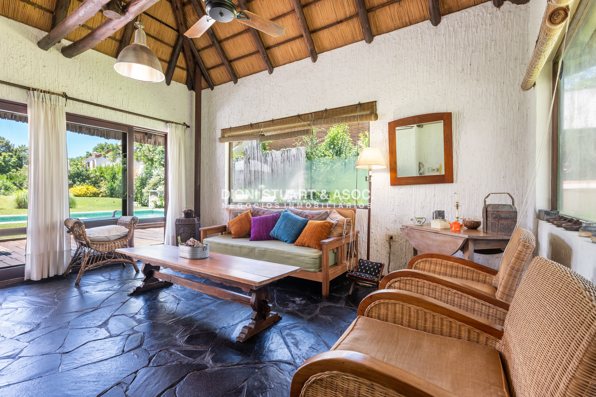Casa ID.888 - CASA EN SAN RAFAEL - 4 DORMITORIOS - PISCINA CLIMATIZADA