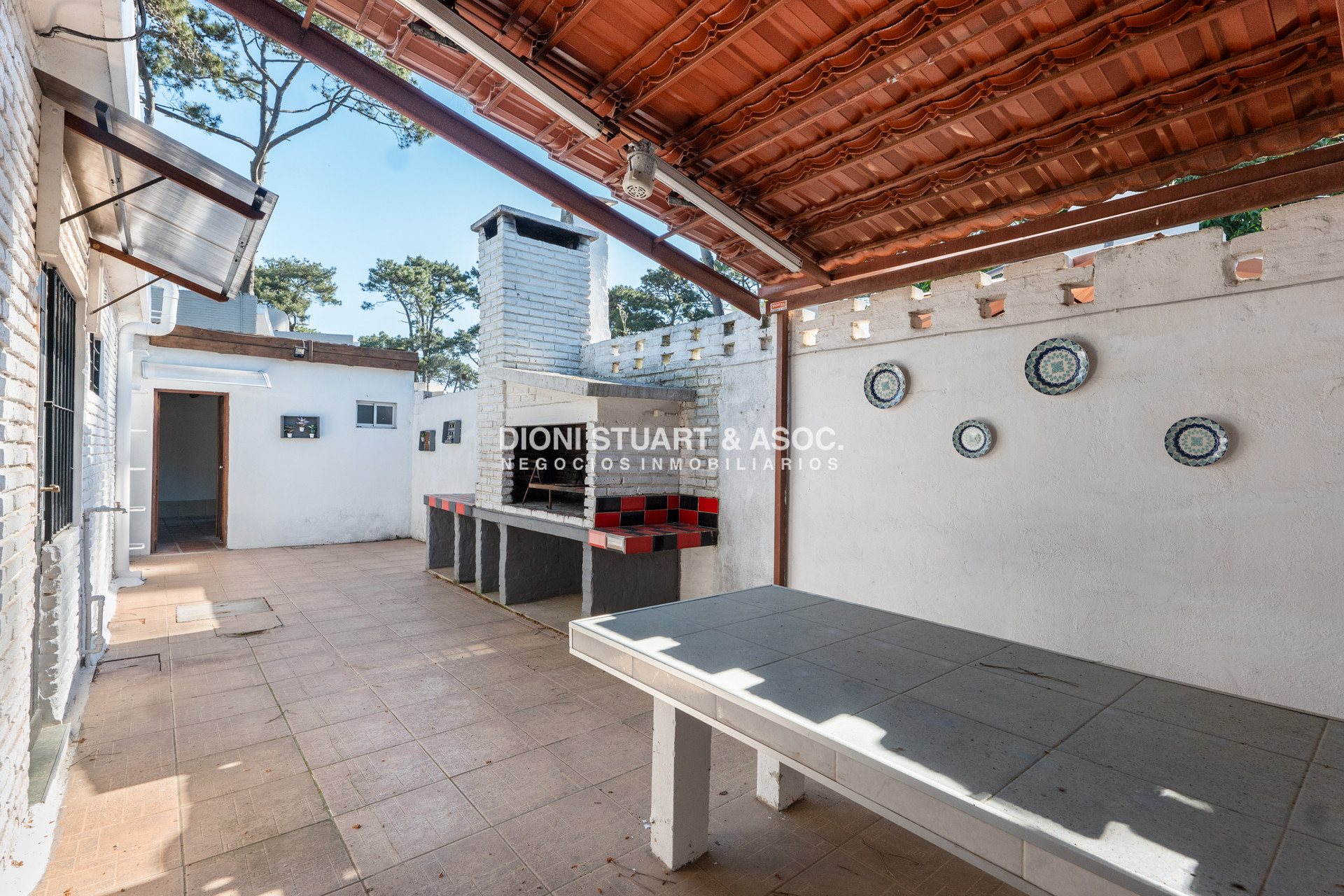 Casa ID.786 - OPORTUNIDAD CASA EN VENTA EN SAN RAFAEL DE 3 DORMITORIOS CERCA DEL MAR