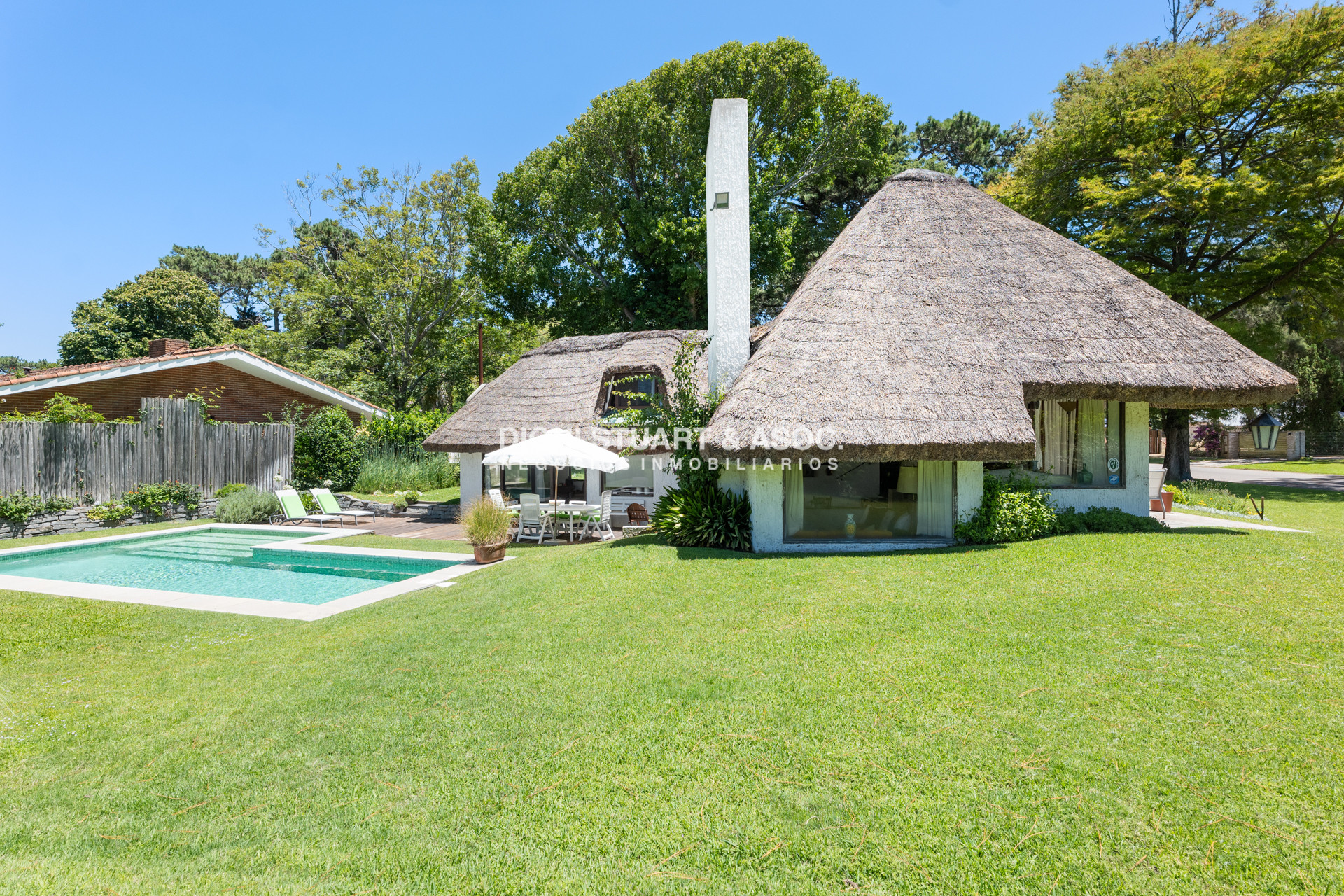 Casa ID.888 - CASA EN SAN RAFAEL - 4 DORMITORIOS - PISCINA CLIMATIZADA