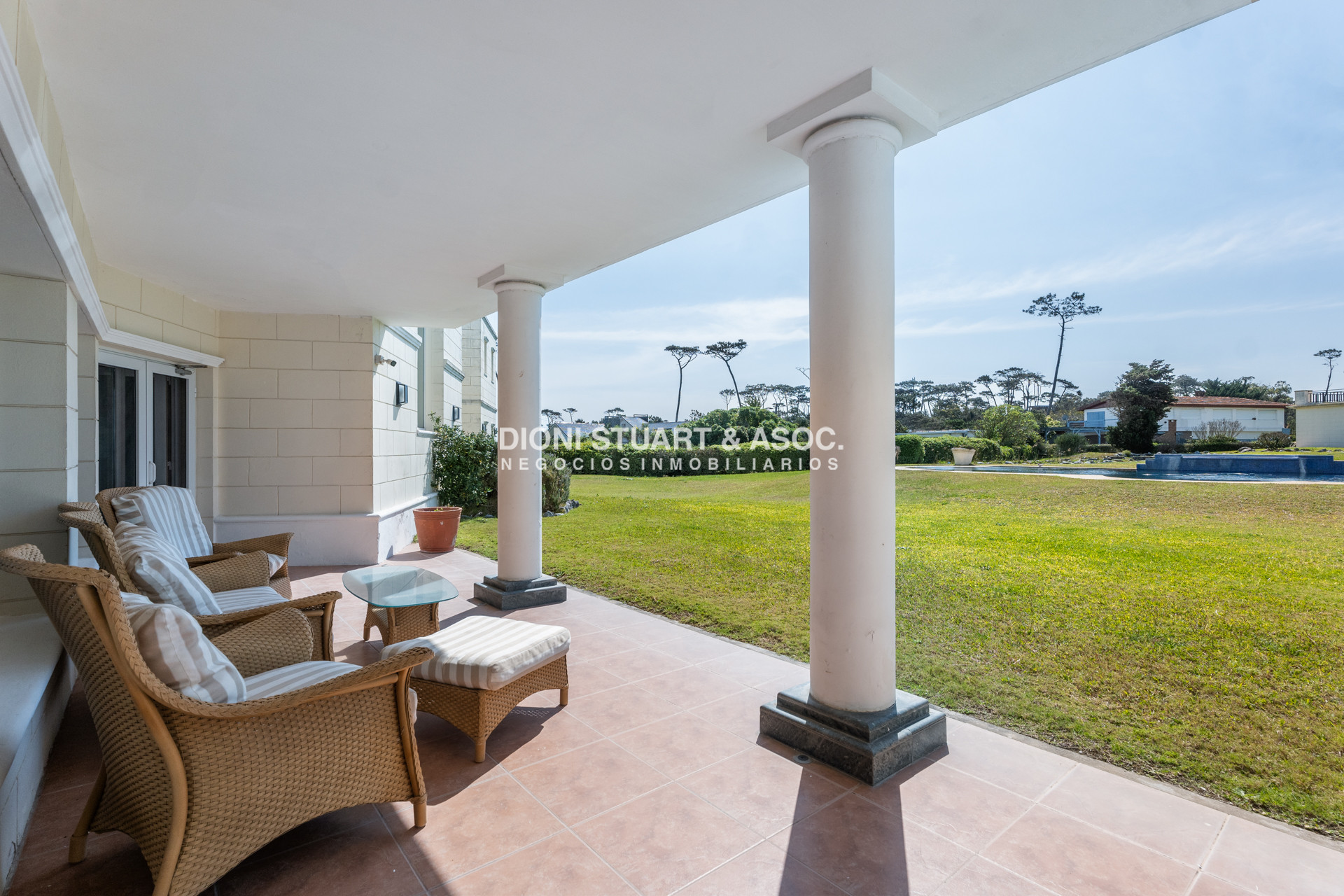 Casa ID.769 - Mansion En Primera Linea Playa Mansa