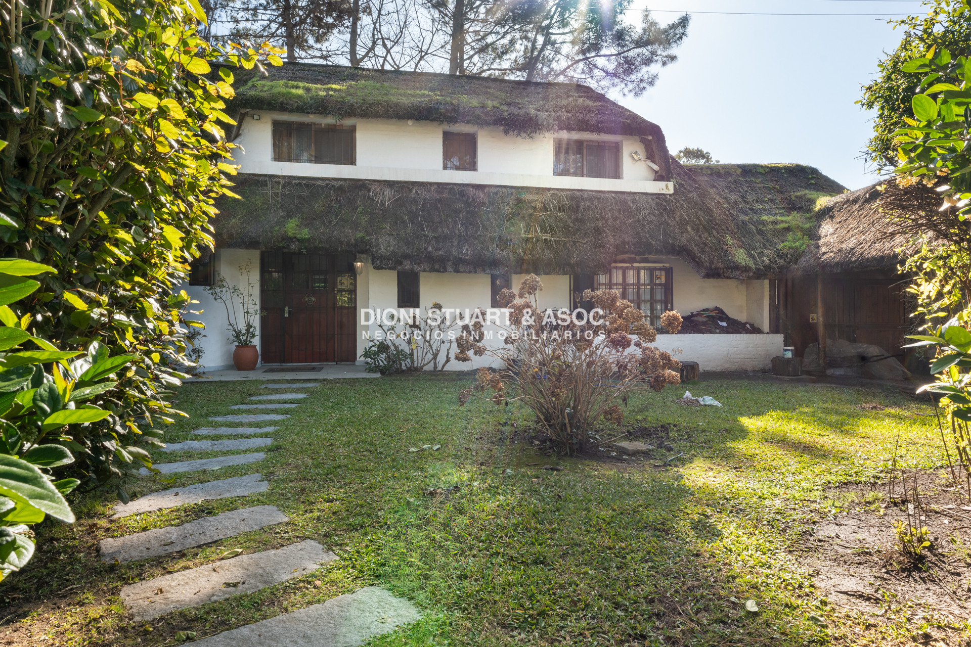 Casa ID.725 - Casa En Venta -  San Rafael - 3 Dormitorios y Dependencia