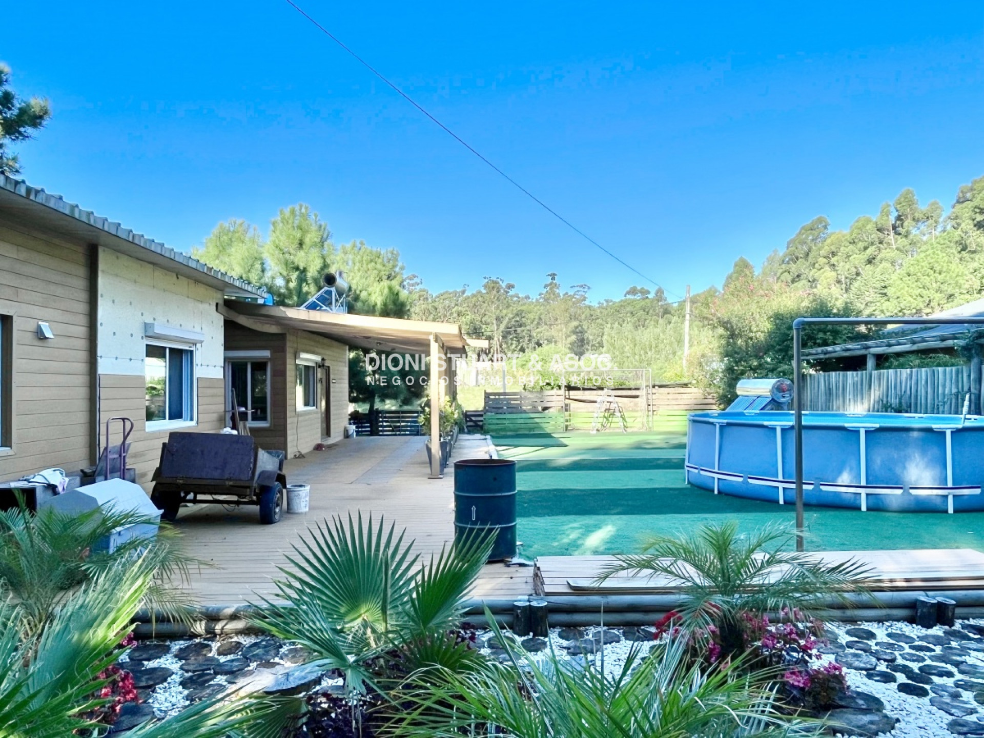 Casa ID.108 - Se vende casa en Parque Burnett