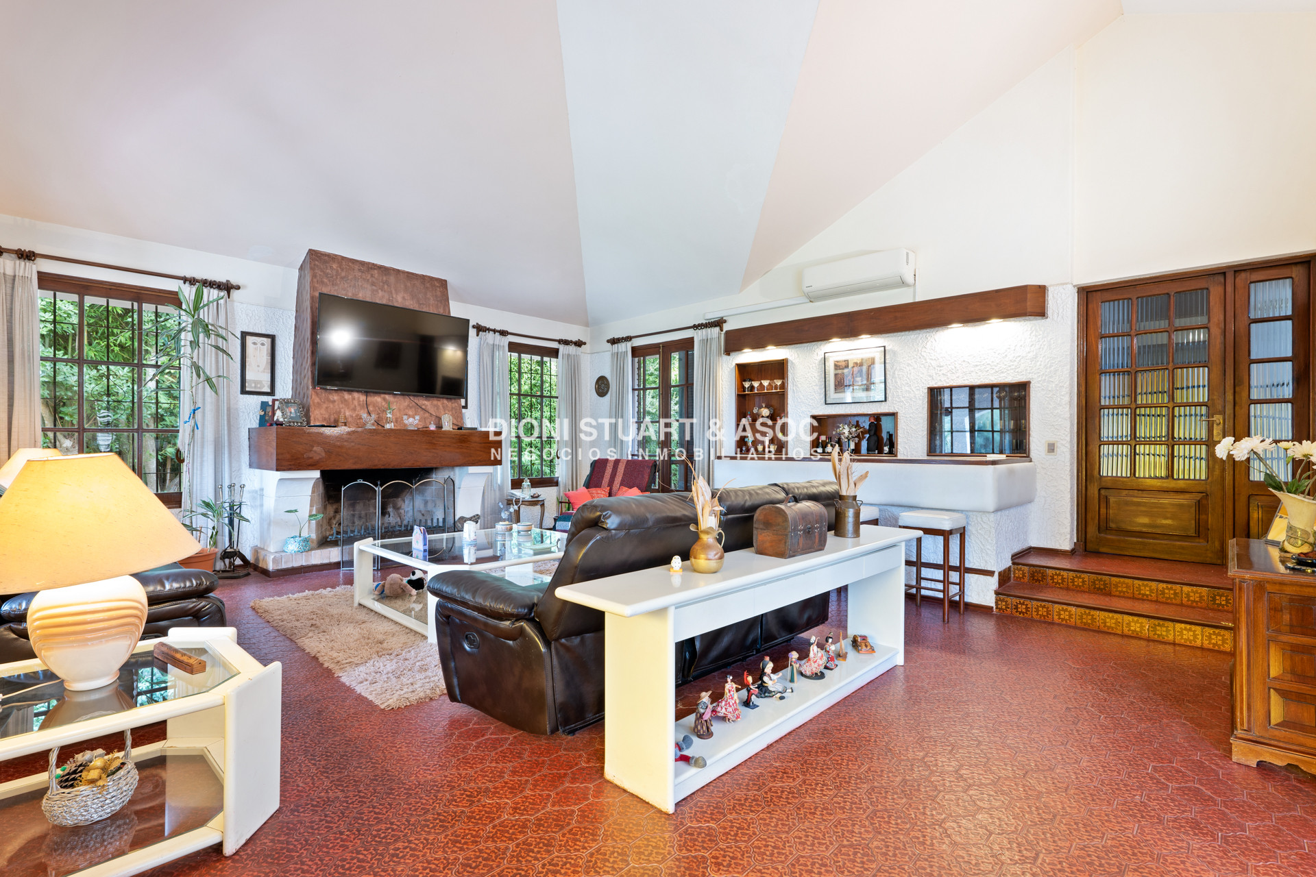 Casa ID.644 - OPORTUNIDAD - CASA EN ROOSEVELT - 5 DORMITORIOS Y 5 BAÑOS - PISCINA CLIMATIZADA