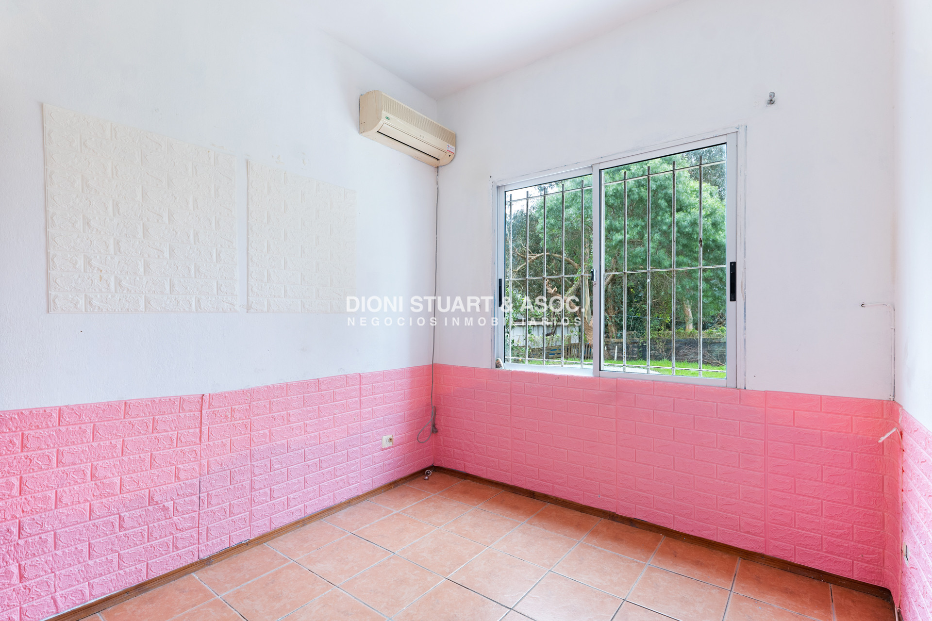 Casa ID.694 - Casa en Venta - Oportunidad - Jardines de Córdoba - 3 Dormitorios + Barbacoa + Dependencia