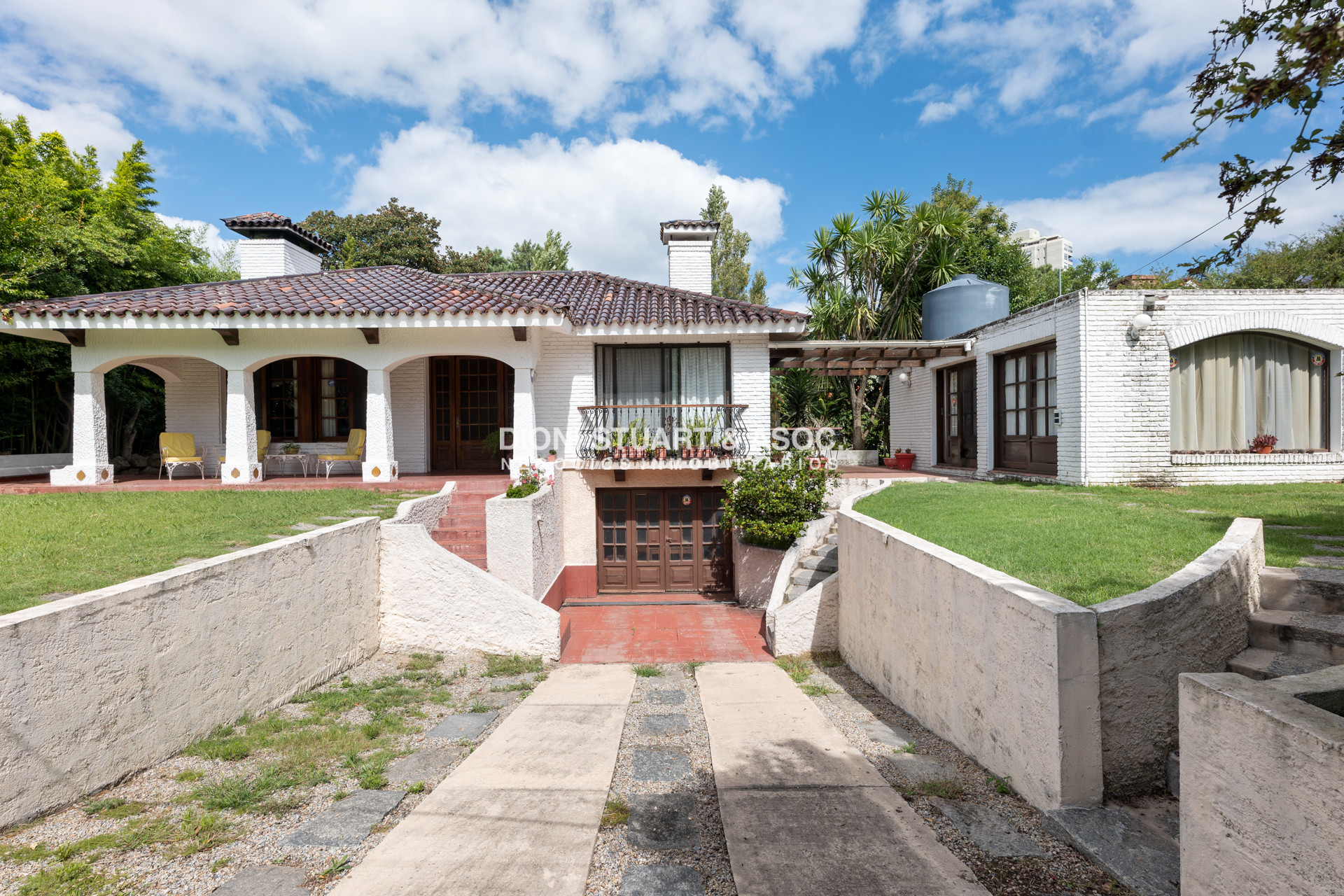 Casa ID.644 - OPORTUNIDAD - CASA EN ROOSEVELT - 5 DORMITORIOS Y 5 BAÑOS - PISCINA CLIMATIZADA