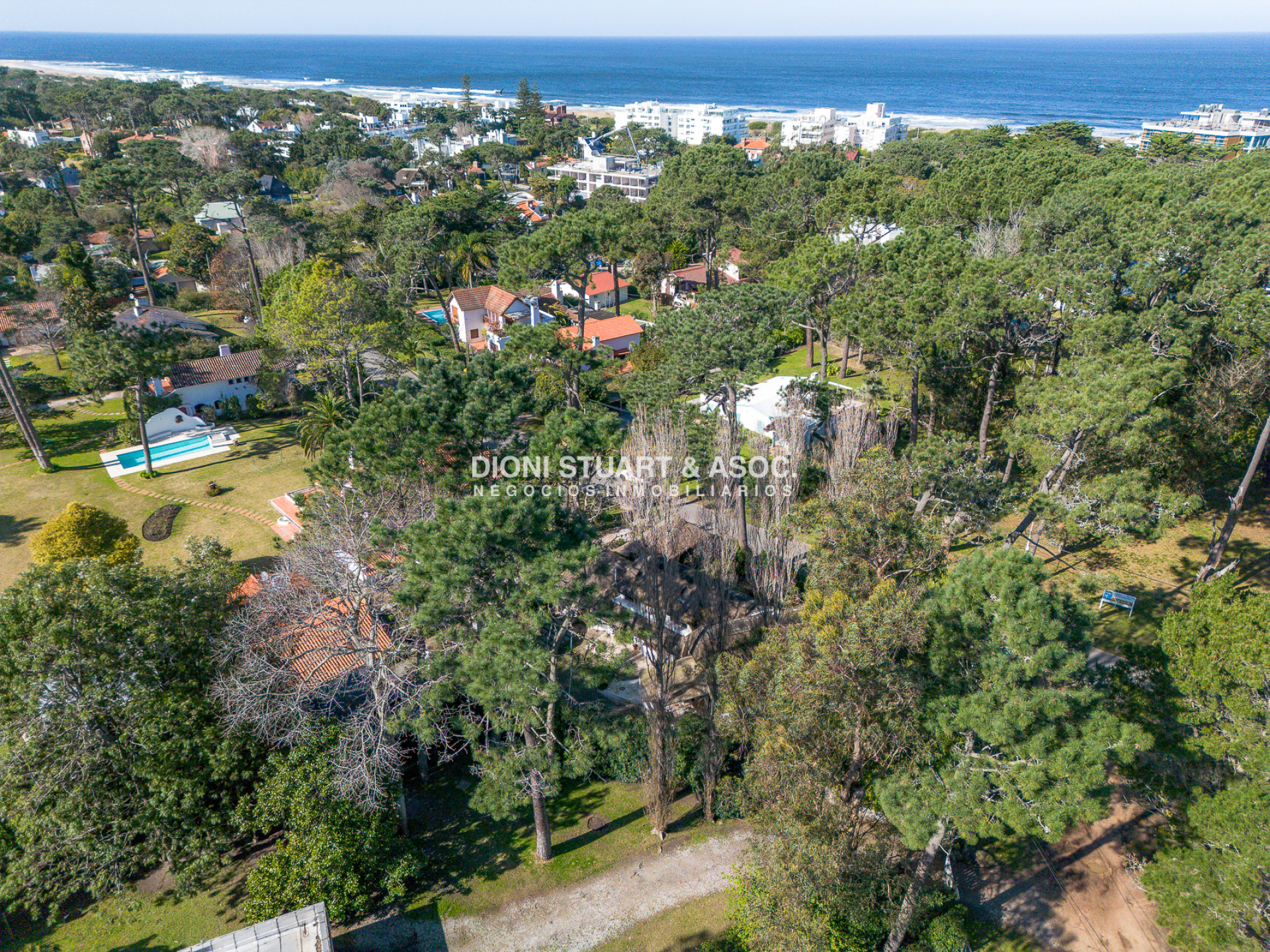 Casa ID.725 - Casa En Venta -  San Rafael - 3 Dormitorios y Dependencia