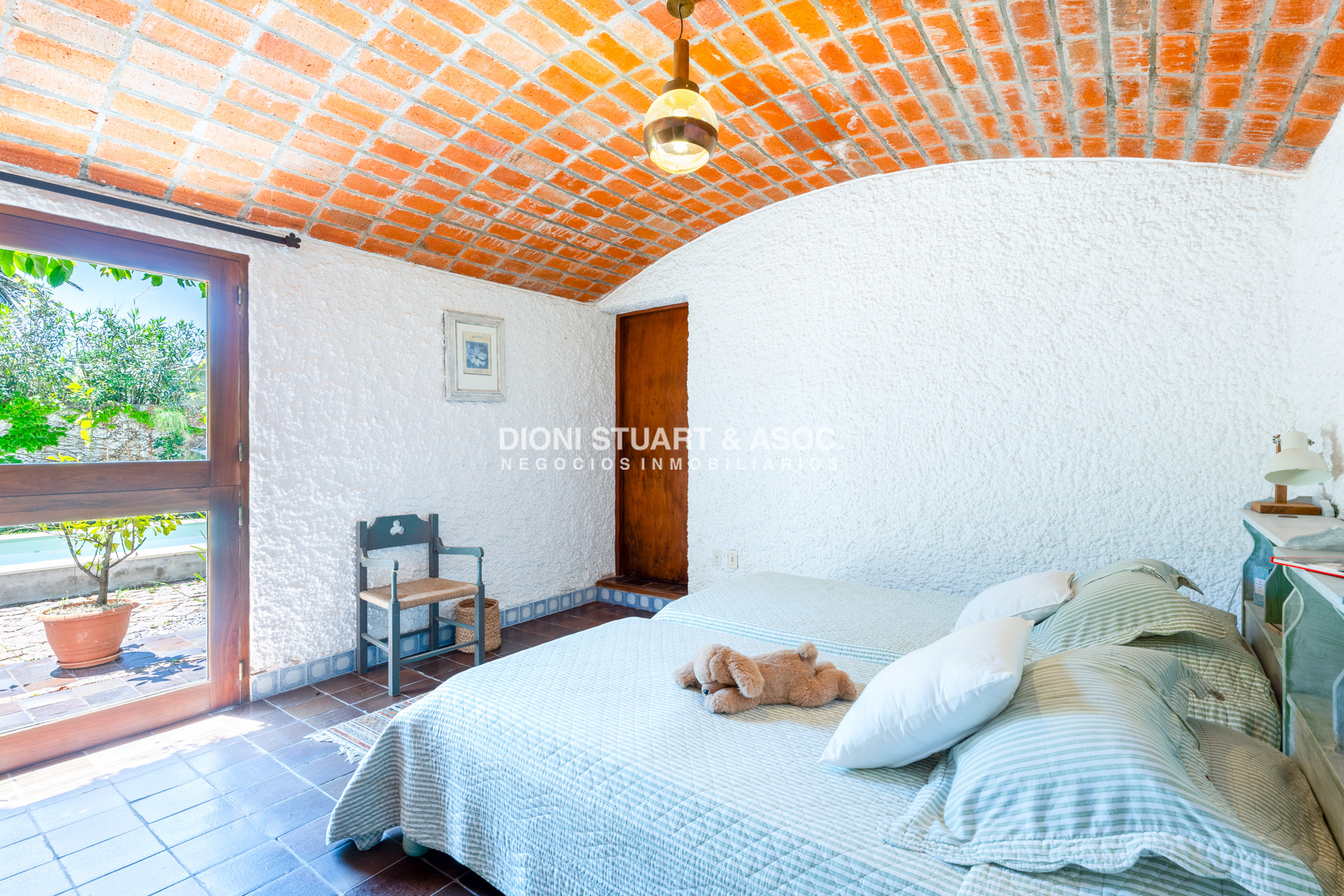 Casa ID.807 - CASA EN VENTA EN LA PENINSULA PUNTA DEL ESTE CON 4 DORMITORIOS