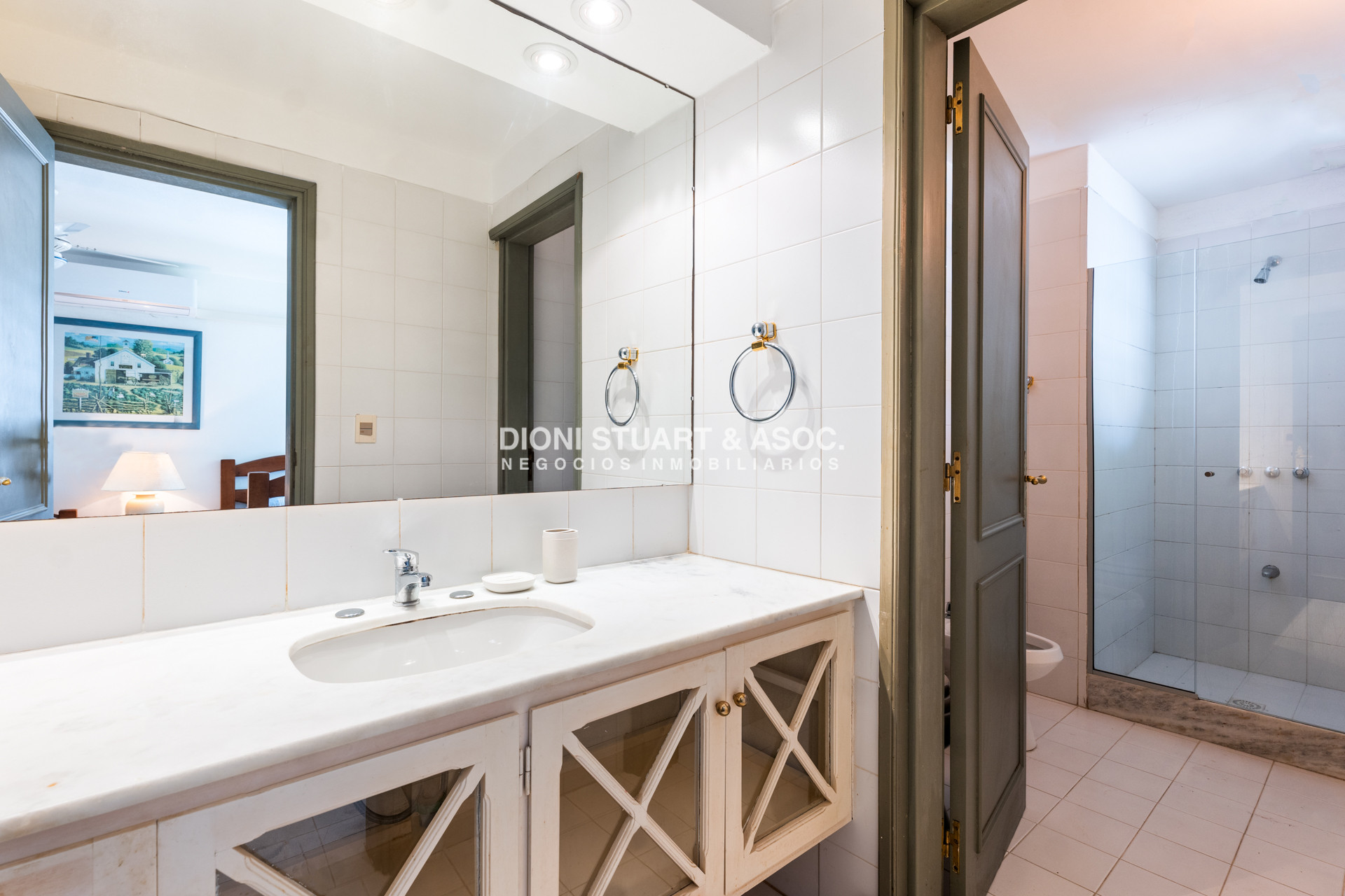 Casa ID.803 - CASA EN VENTA EN EL GOLF CON 8 DORMITORIOS EN SUTIE