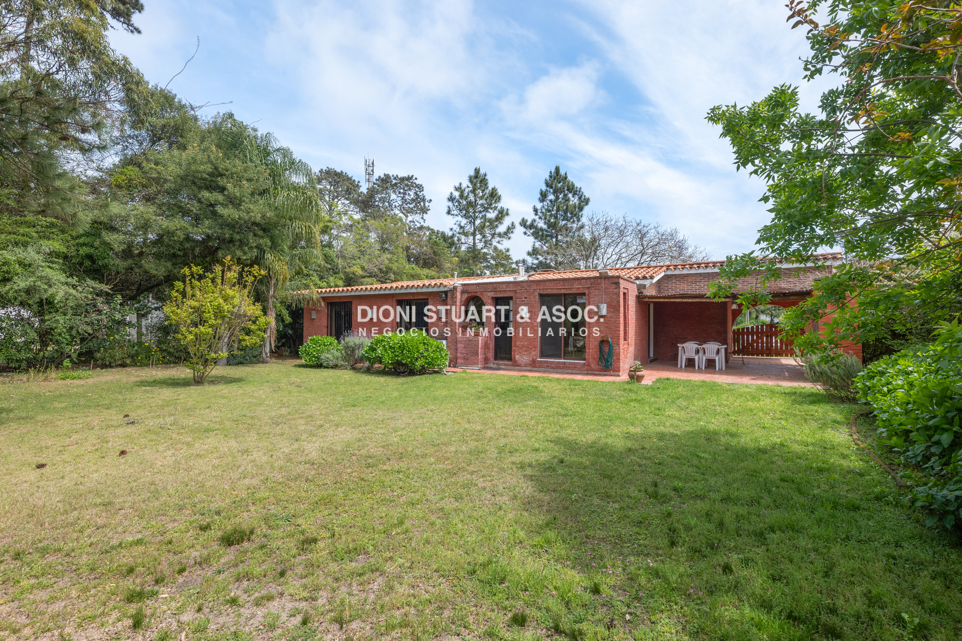 Casa ID.434 - Casa En Pinares en Oportunidad - 4 Dormitorios - Reciclada