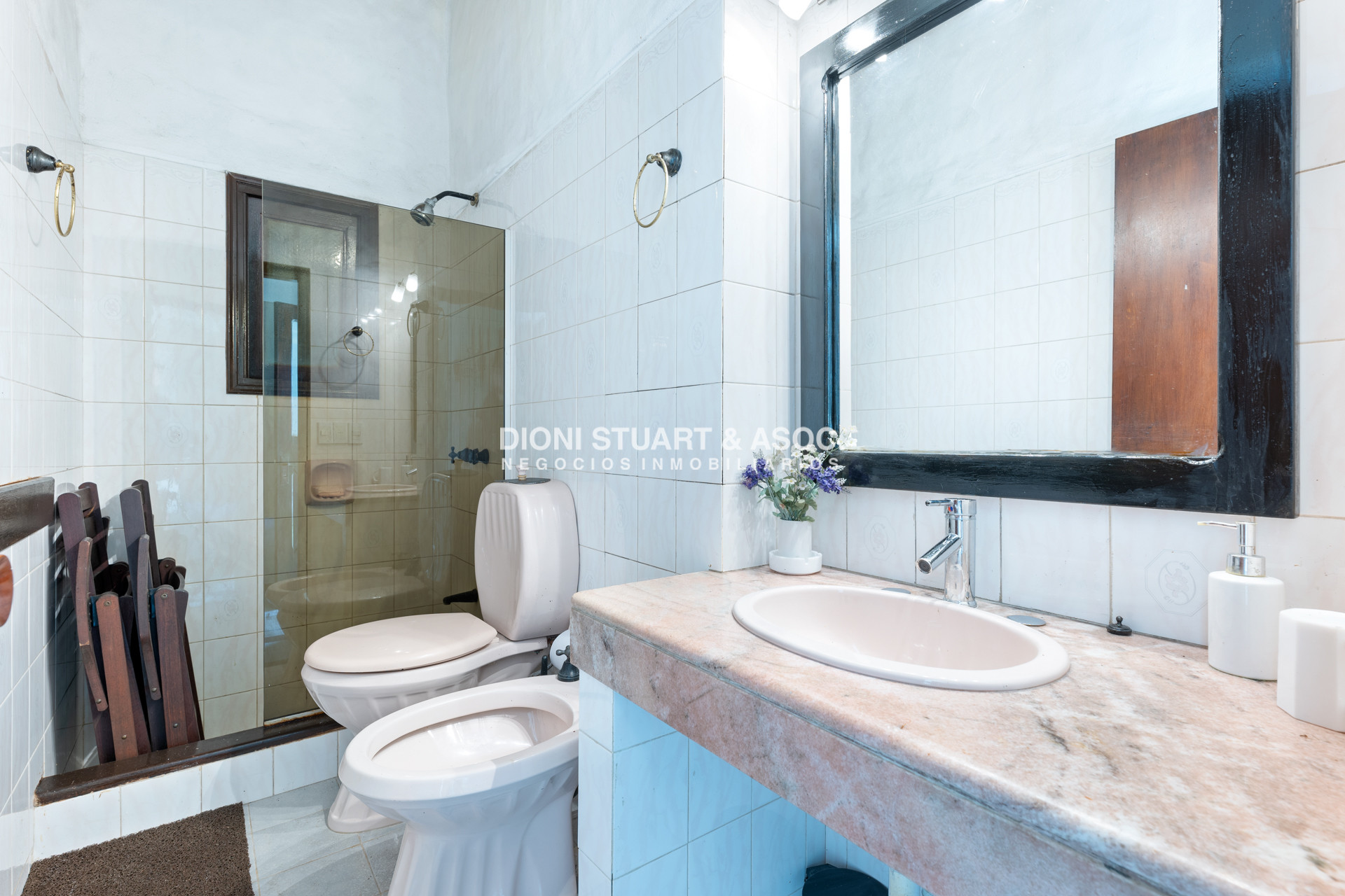 Casa ID.600 - Casa en Pinares - 5 Dorm - Arq. Margoniner