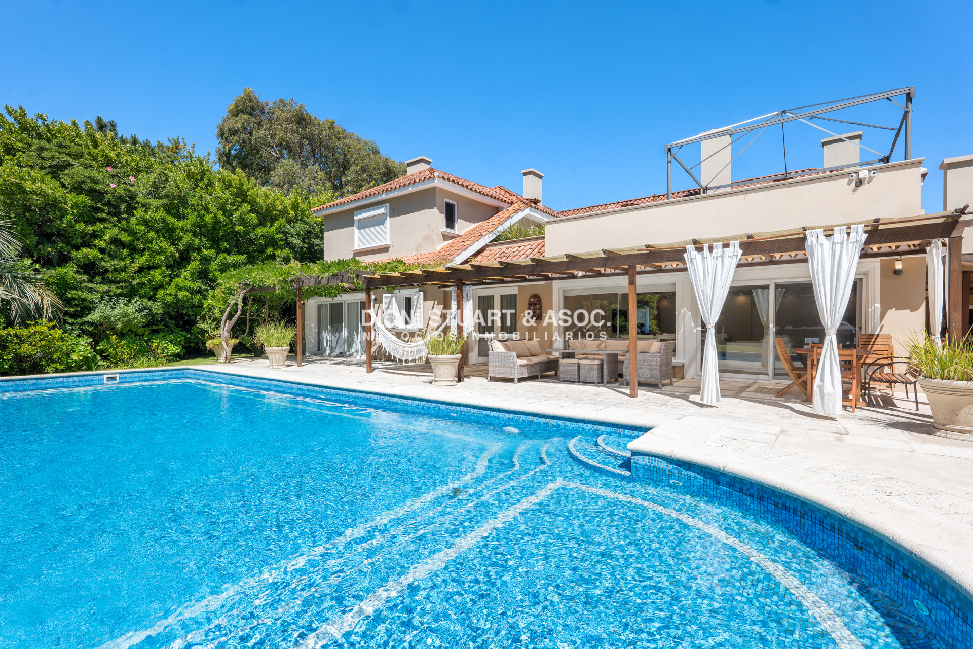 Casa ID.1162 - MEGA CASA EN EL GOLF - A METROS DEL MAR