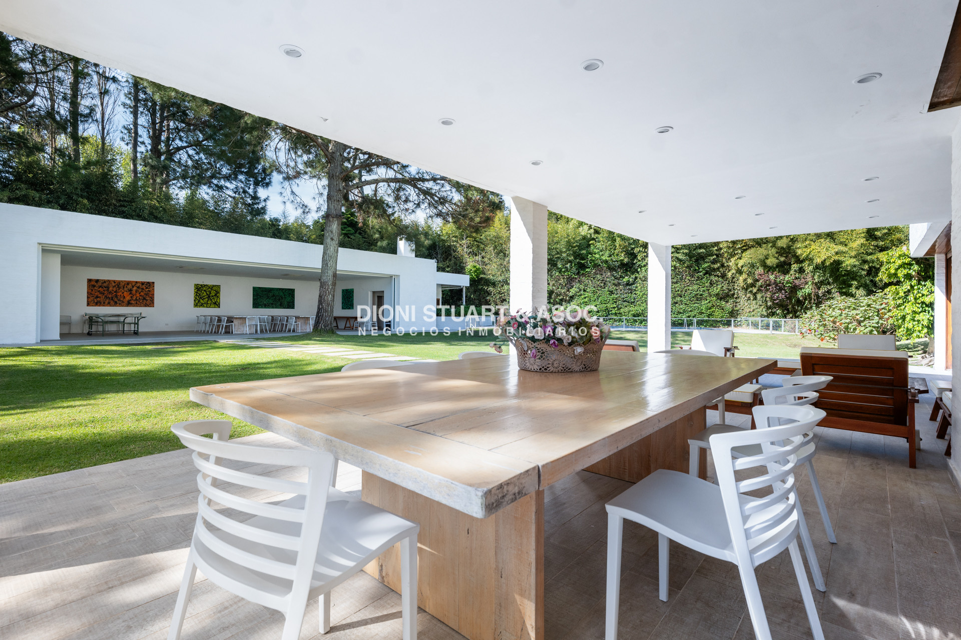 Casa ID.1132 - VENTA CASA EN EL GOLF - 5 DORMITORIOS + DEPENDENCIA - MEGA BARBACOA