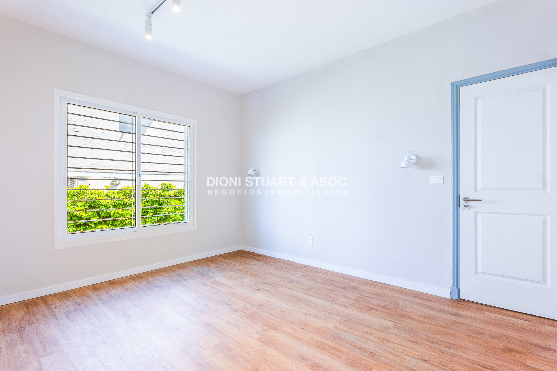 Casa ID.806 - Casa En La Peninsula - A estrenar - 6 Dormitorios